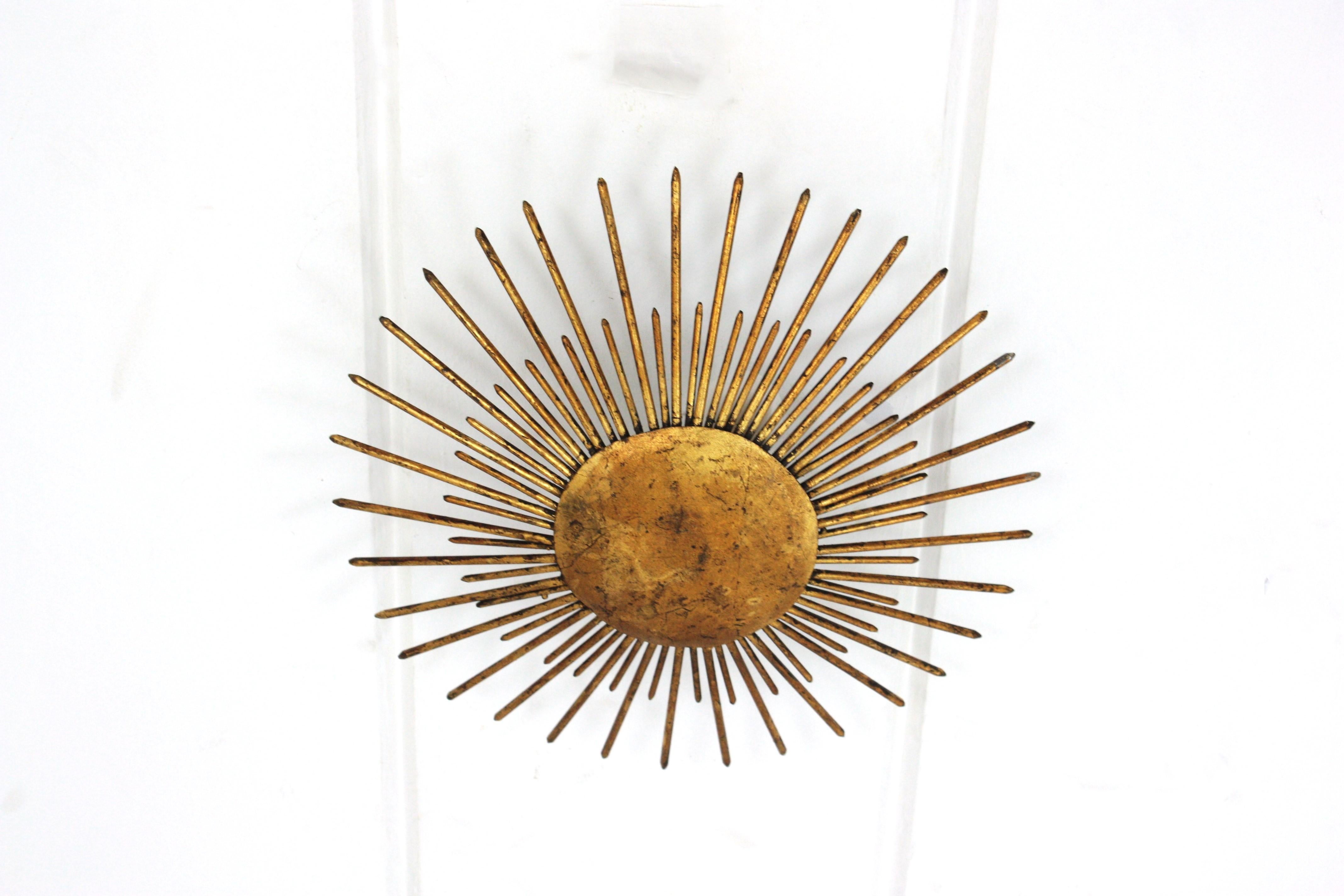 20th Century French Sunburst Ceiling Light Fixture in Gilt Wrought Iron, 1940s For Sale