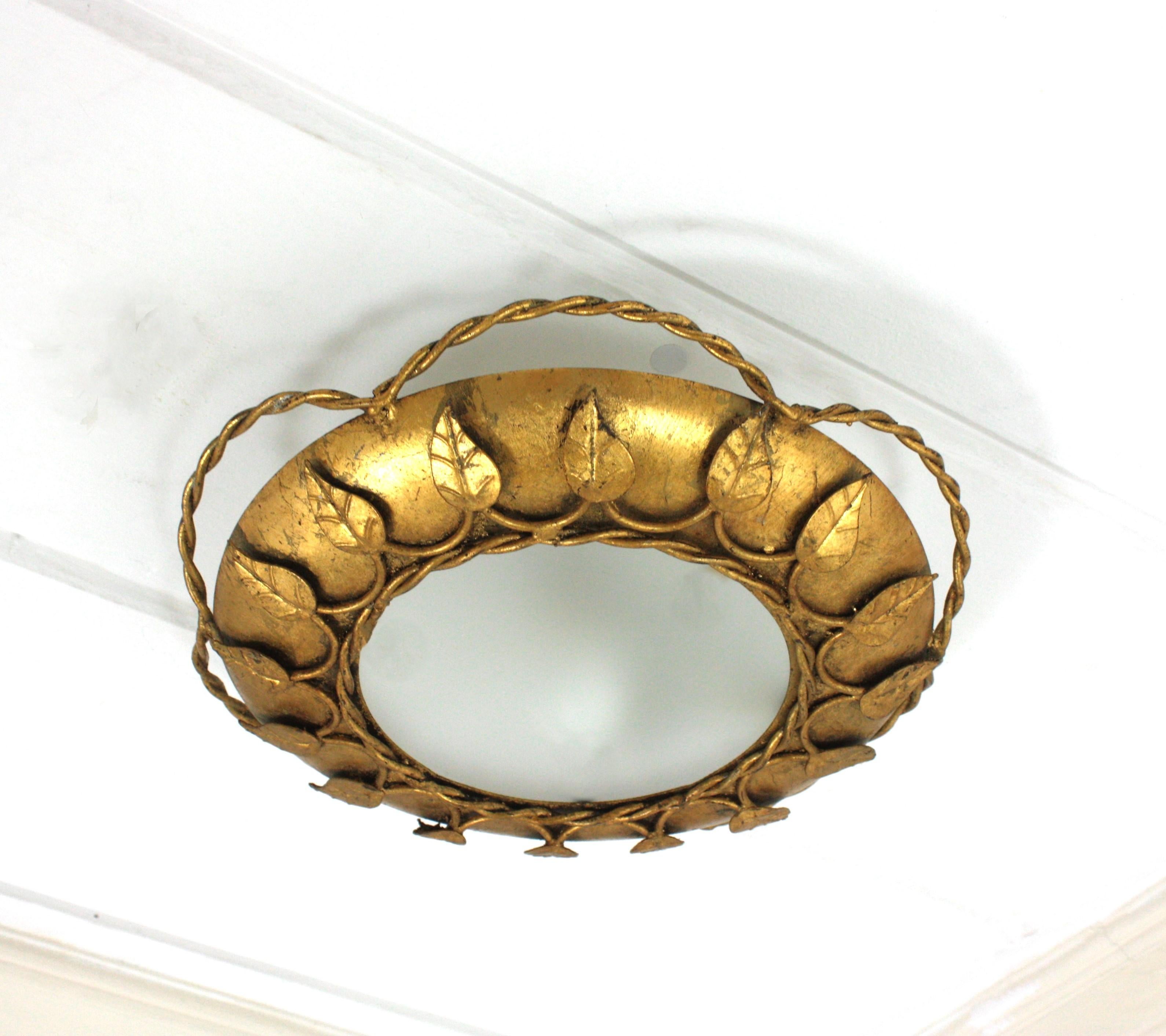 Französische Sunburst Flower Leuchte aus vergoldetem Eisen, 1950er Jahre im Angebot 2