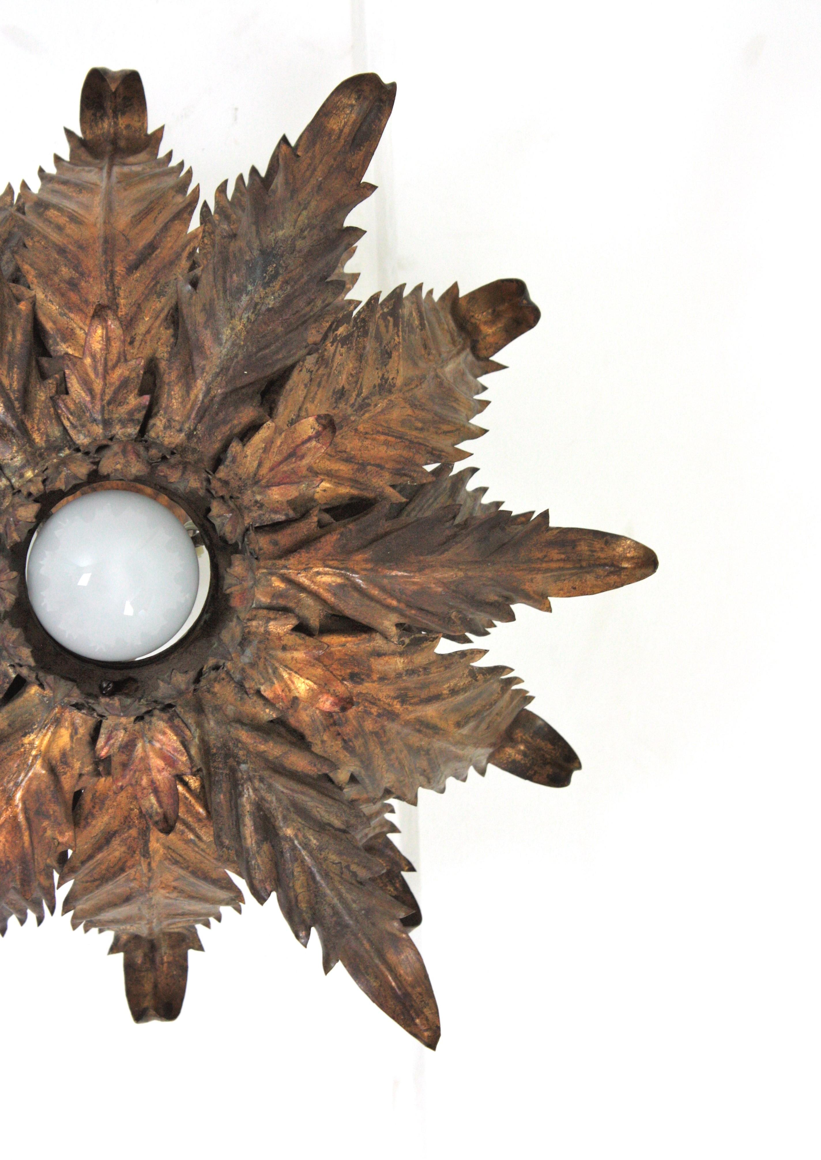 French Sunburst Foliage Ceiling Light Fixture / Chandelier in Gilt Iron, 1940s For Sale 2
