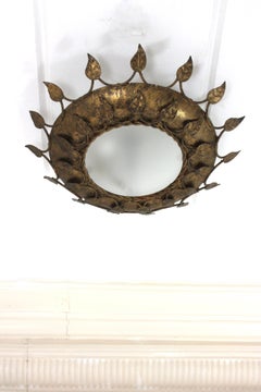 Apparecchio francese con foglie a raggiera in ferro dorato, anni '50