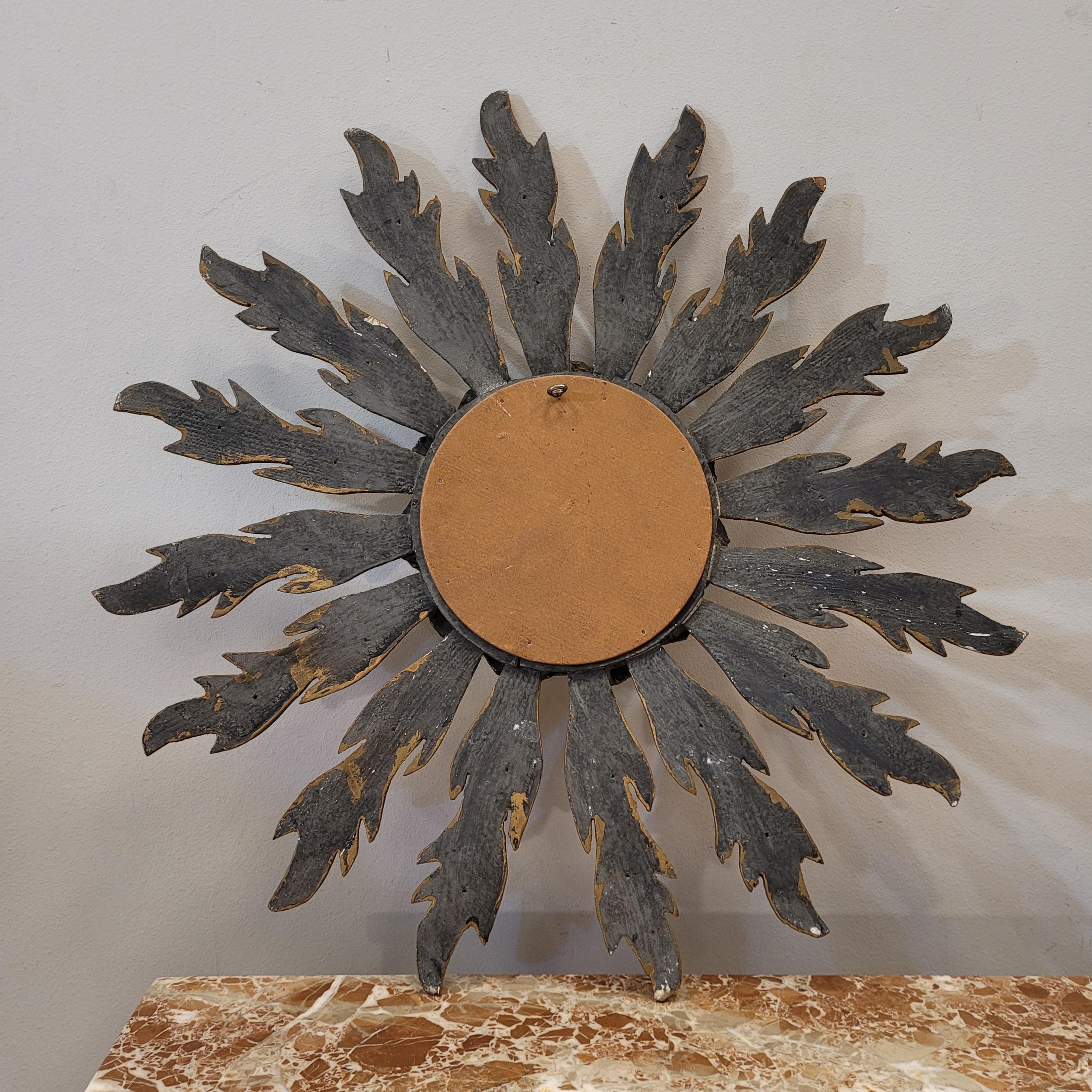 Francese  Sunburst  specchio  vetro dell'oblò, legno intagliato e dorato in vendita 3