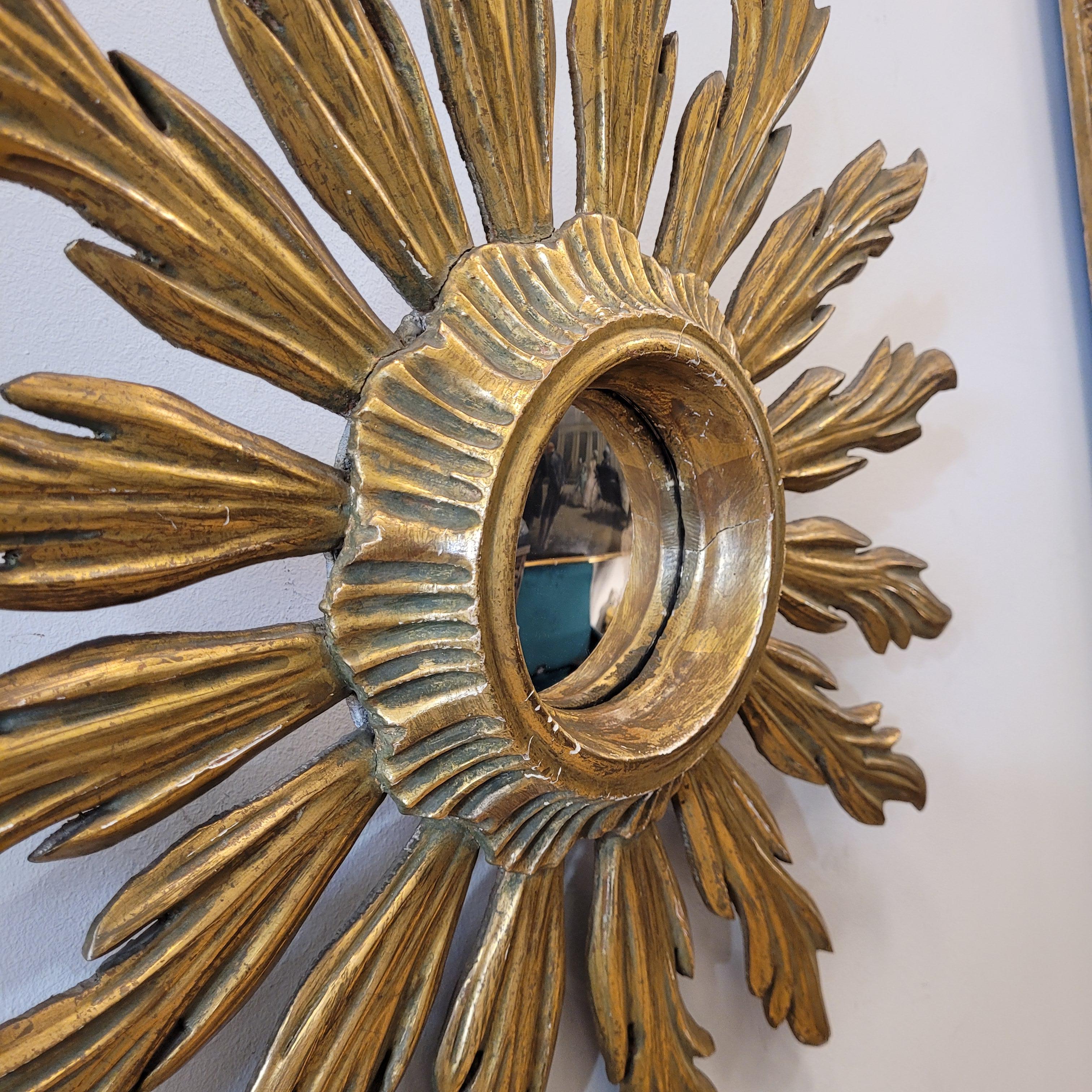 Francese  Sunburst  specchio  vetro dell'oblò, legno intagliato e dorato in vendita 2