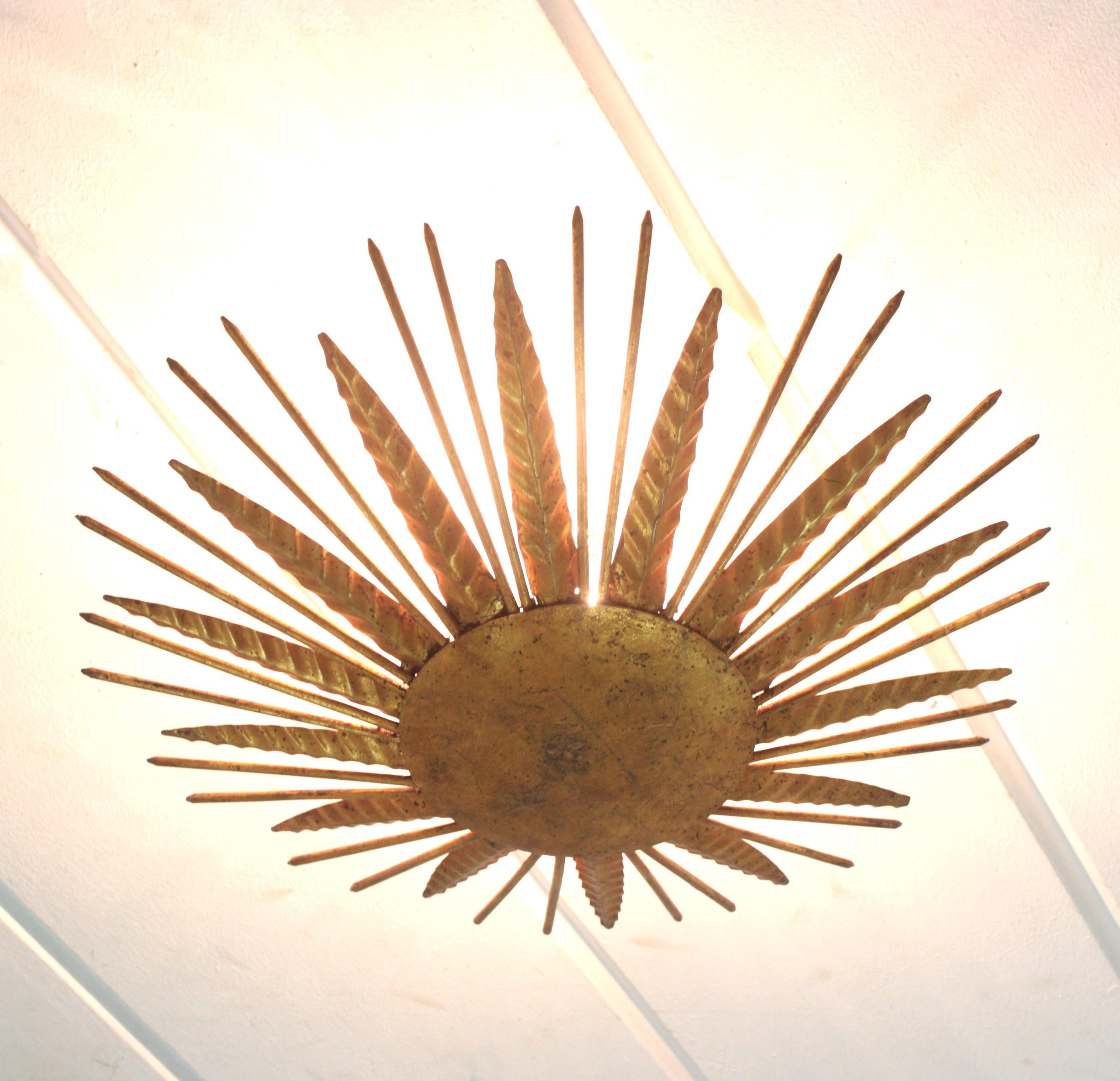 French Sunburst Spikey Light Fixture in Gilt Iron, 1940s For Sale 4