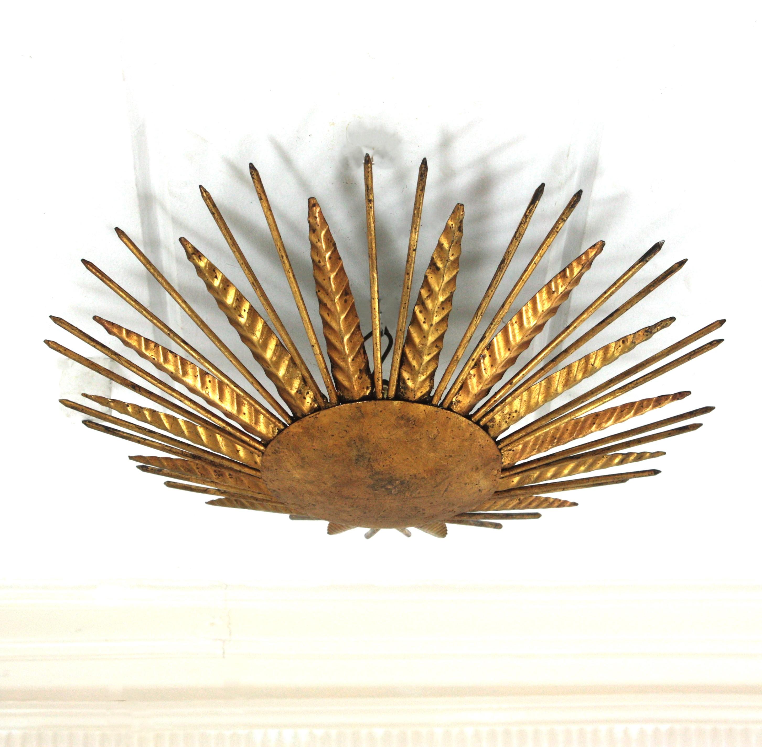 French Sunburst Spikey Light Fixture in Gilt Iron, 1940s For Sale 5