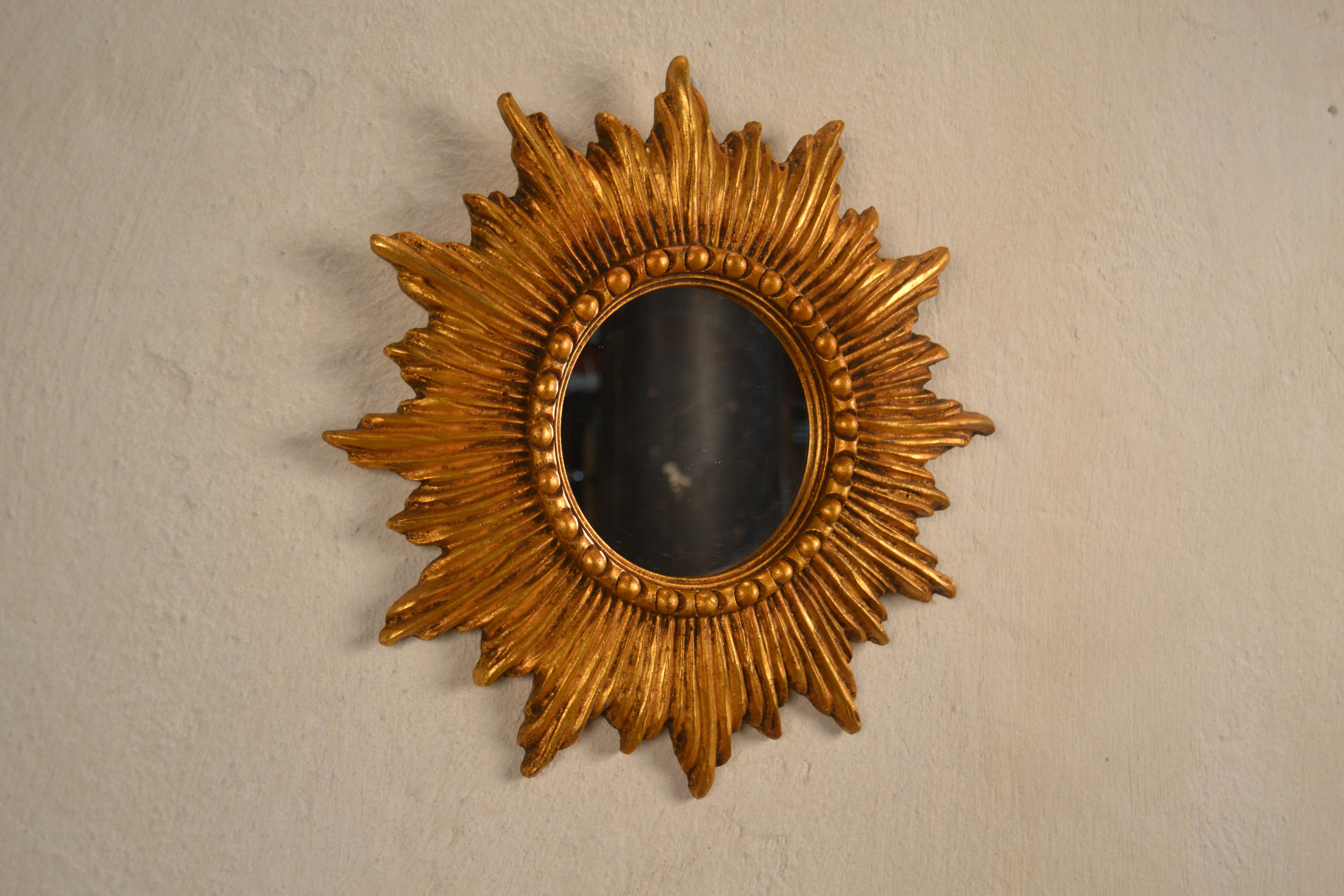 French, sunny mirror from the 1950s fully original, without renovation. Cool, timeless form.