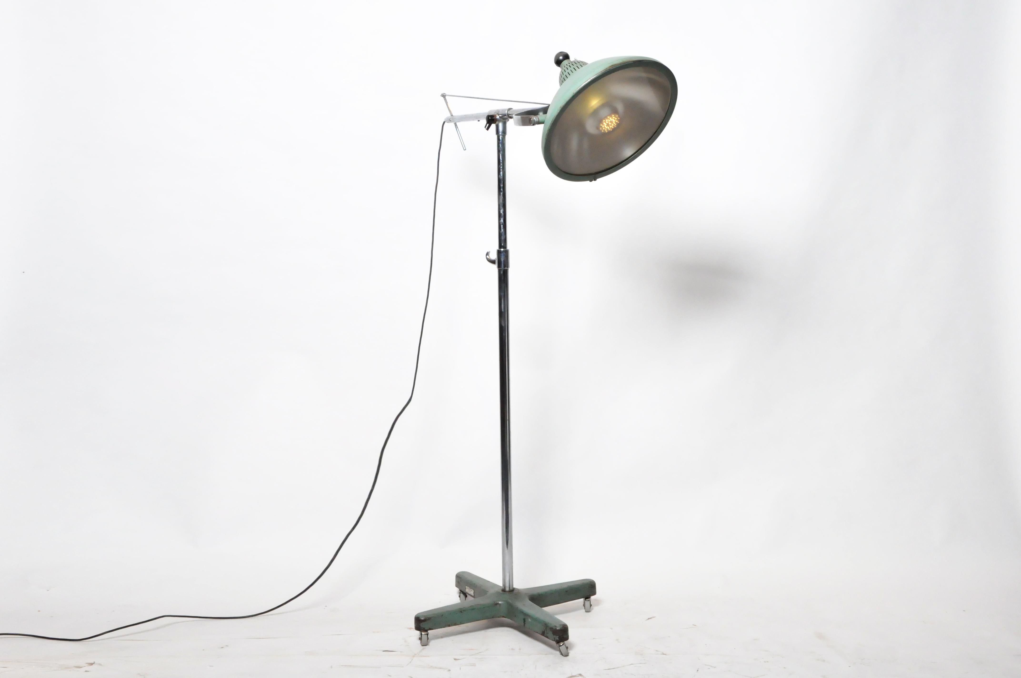 French Surgery Lamp For Sale 10