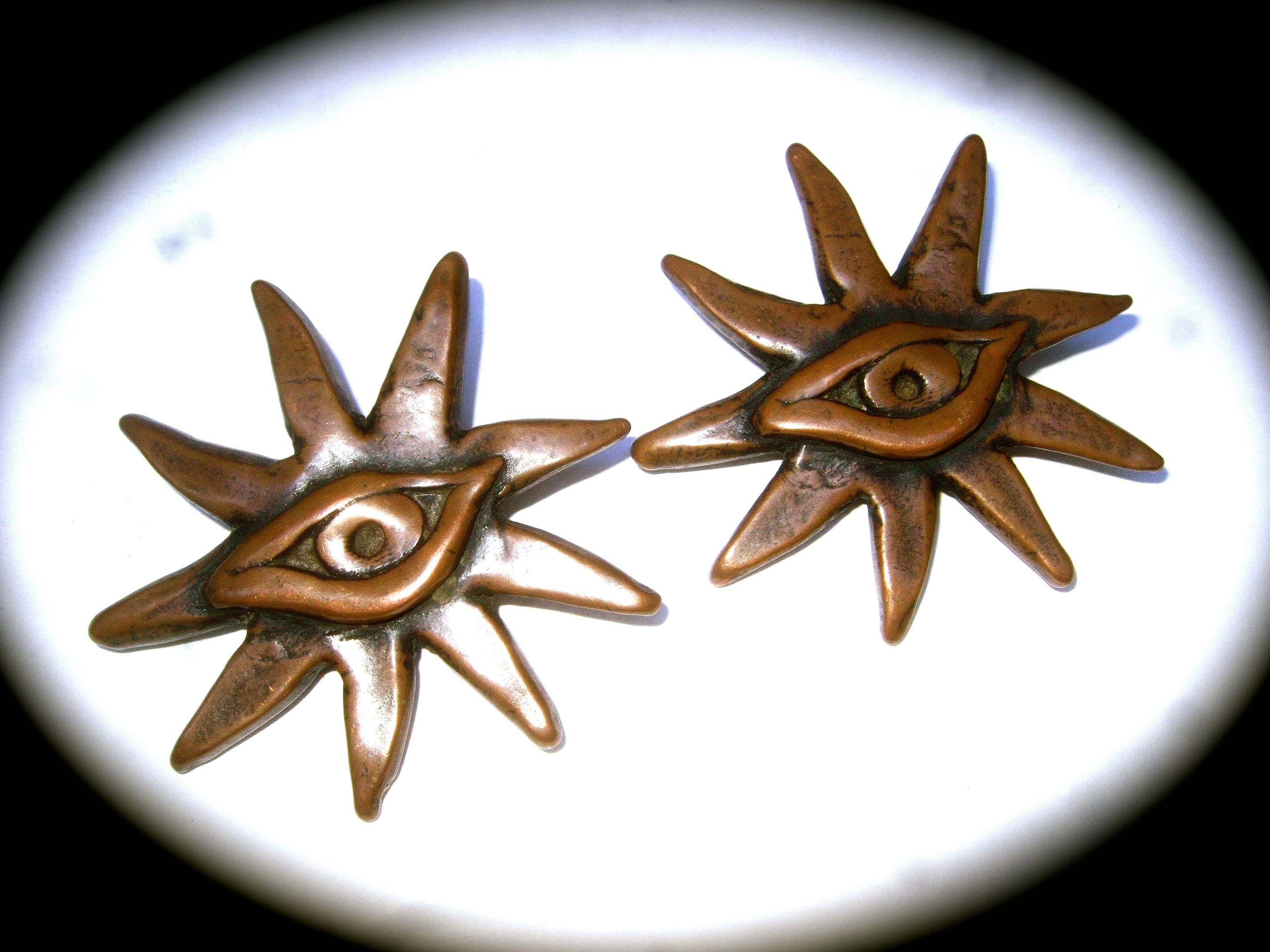 French Surrealist Designer Bronze Sunburst Clip on Eye Themed Earrings c 1980 In Good Condition In University City, MO