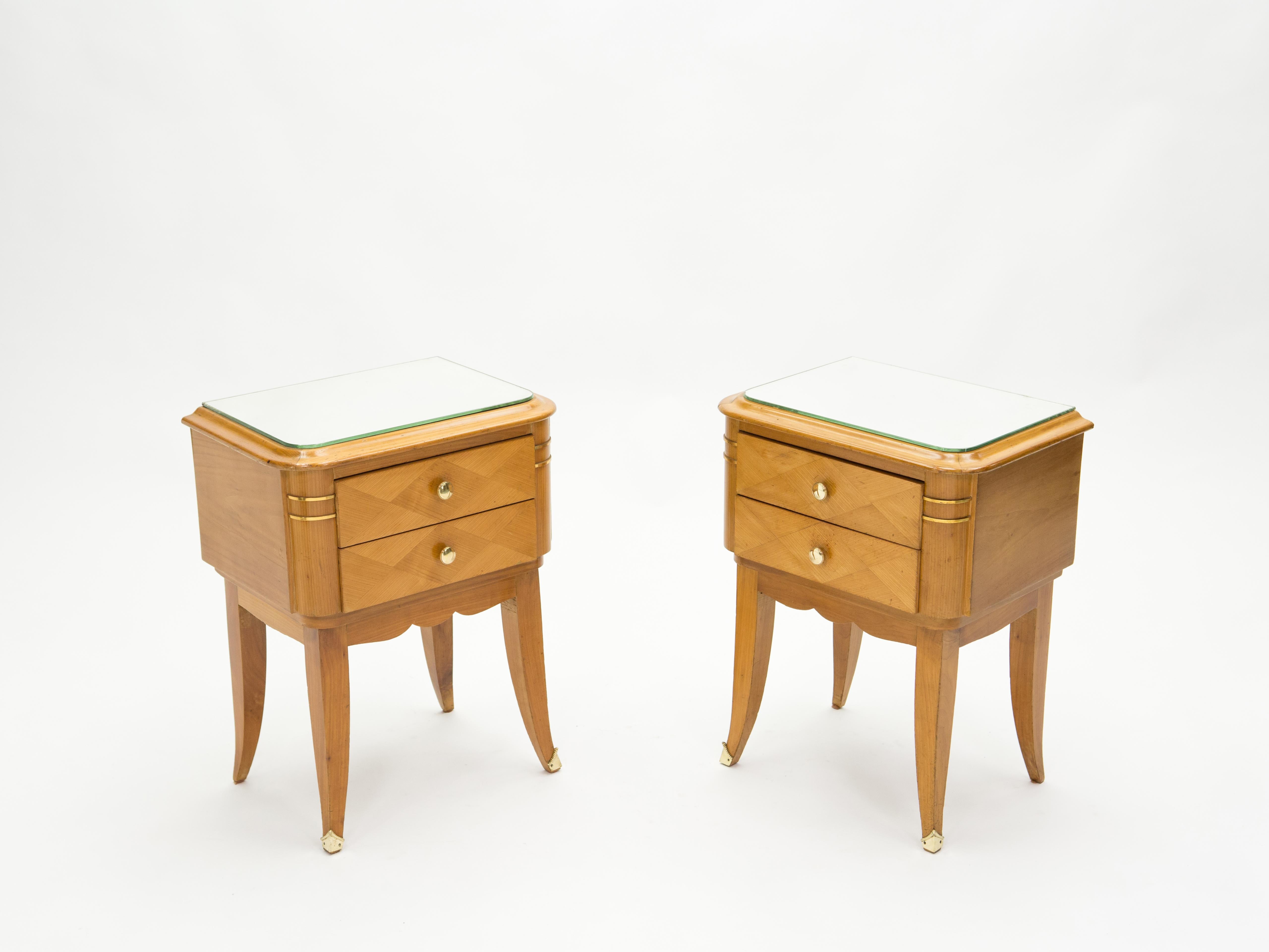 French Sycamore Brass Nightstands 2 Drawers by Jean Pascaud, 1940s In Good Condition For Sale In Paris, IDF