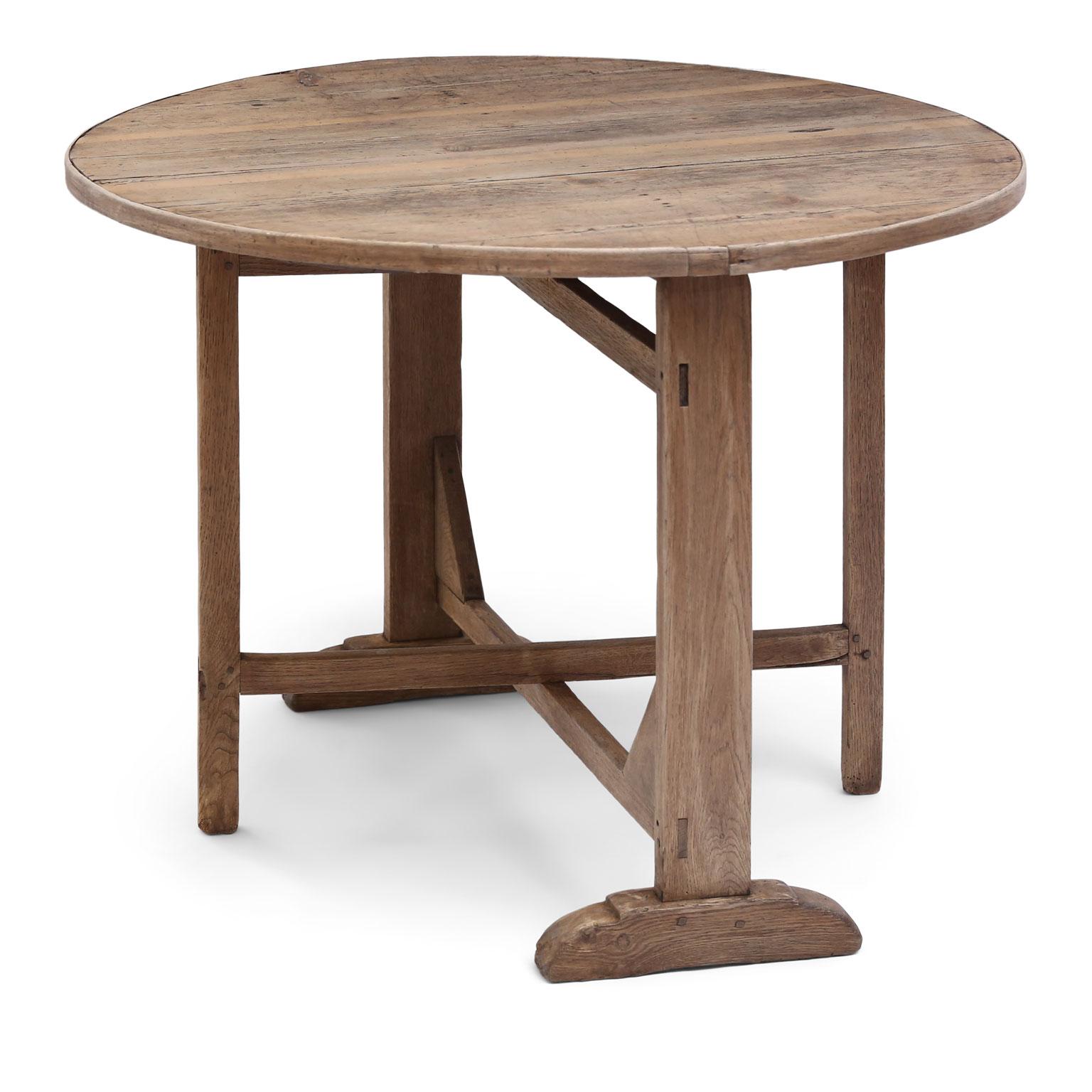 French Semi-Bleached Brown Table de Vendange in Oak and Pine 4