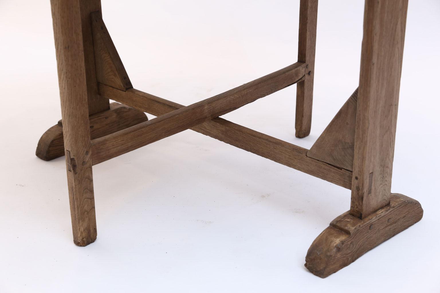 French Semi-Bleached Brown Table de Vendange in Oak and Pine 5