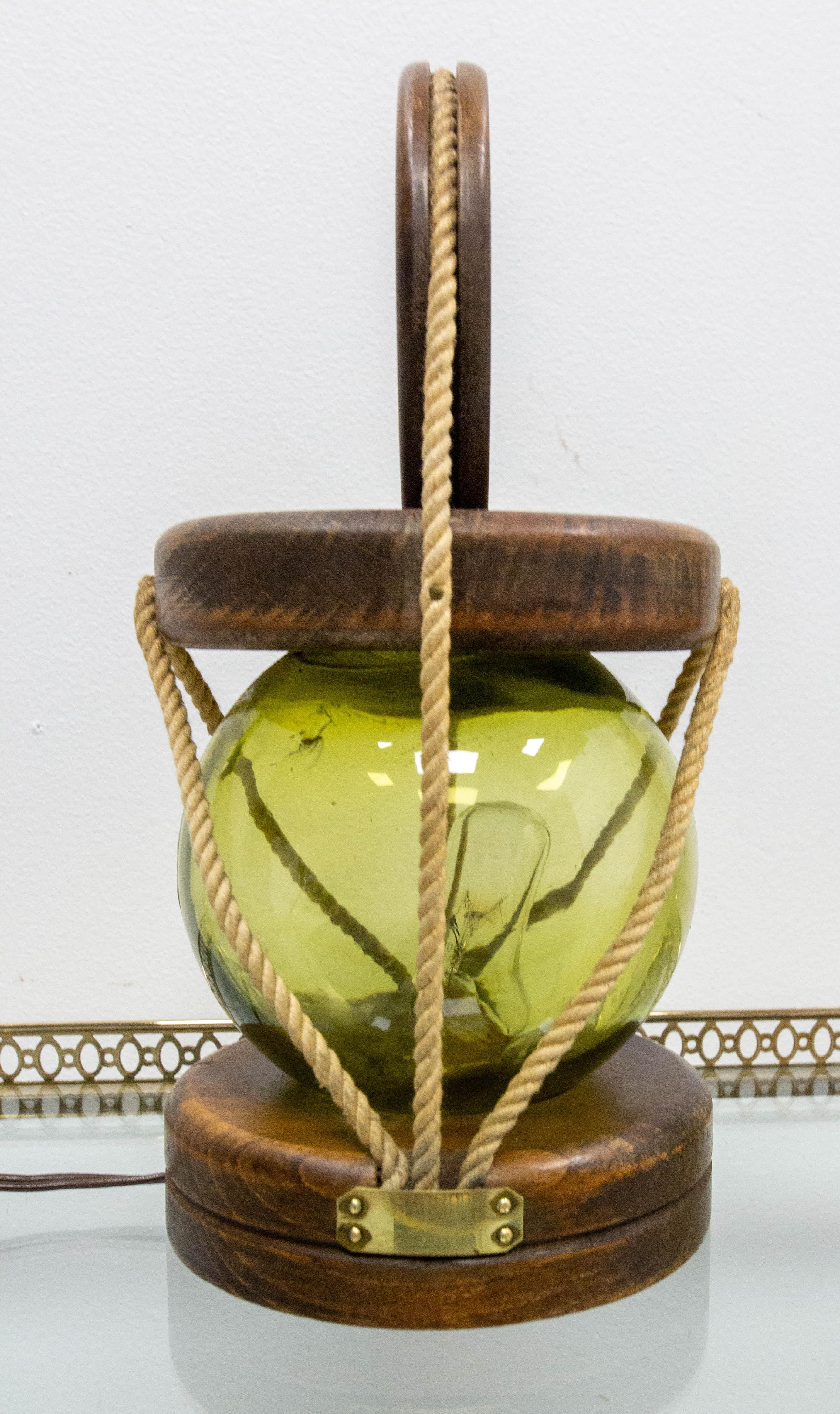 Mid-Century Modern Lampe de table française en laiton Wood Glass & String, Mid-Century en vente