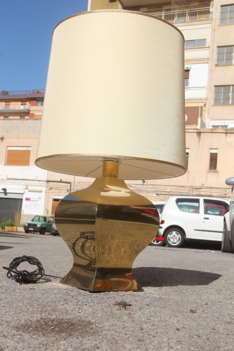 French Table Lamp in Domed Brass Dome Shantung 1970s Gold Color In Good Condition For Sale In Palermo, Sicily