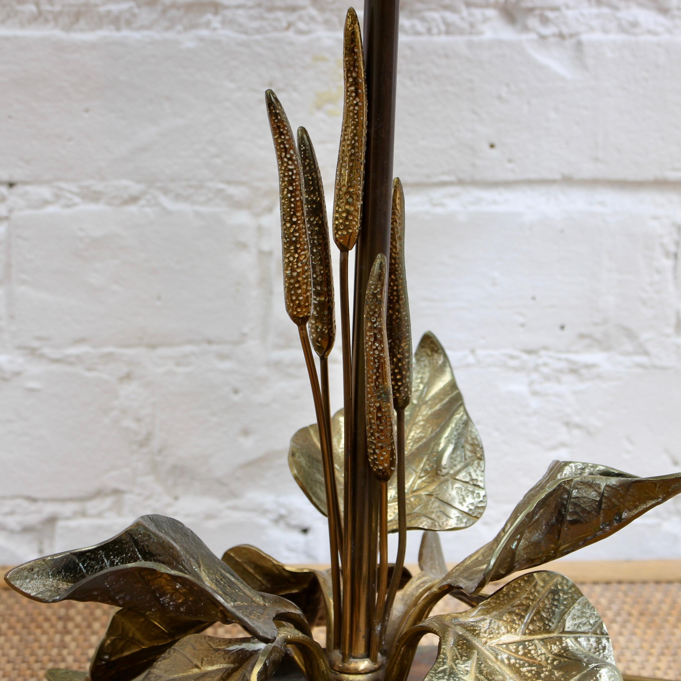 Lampe de table française inspirée par la Nature attribuée à Maison Charles (circa 1970) en vente 4
