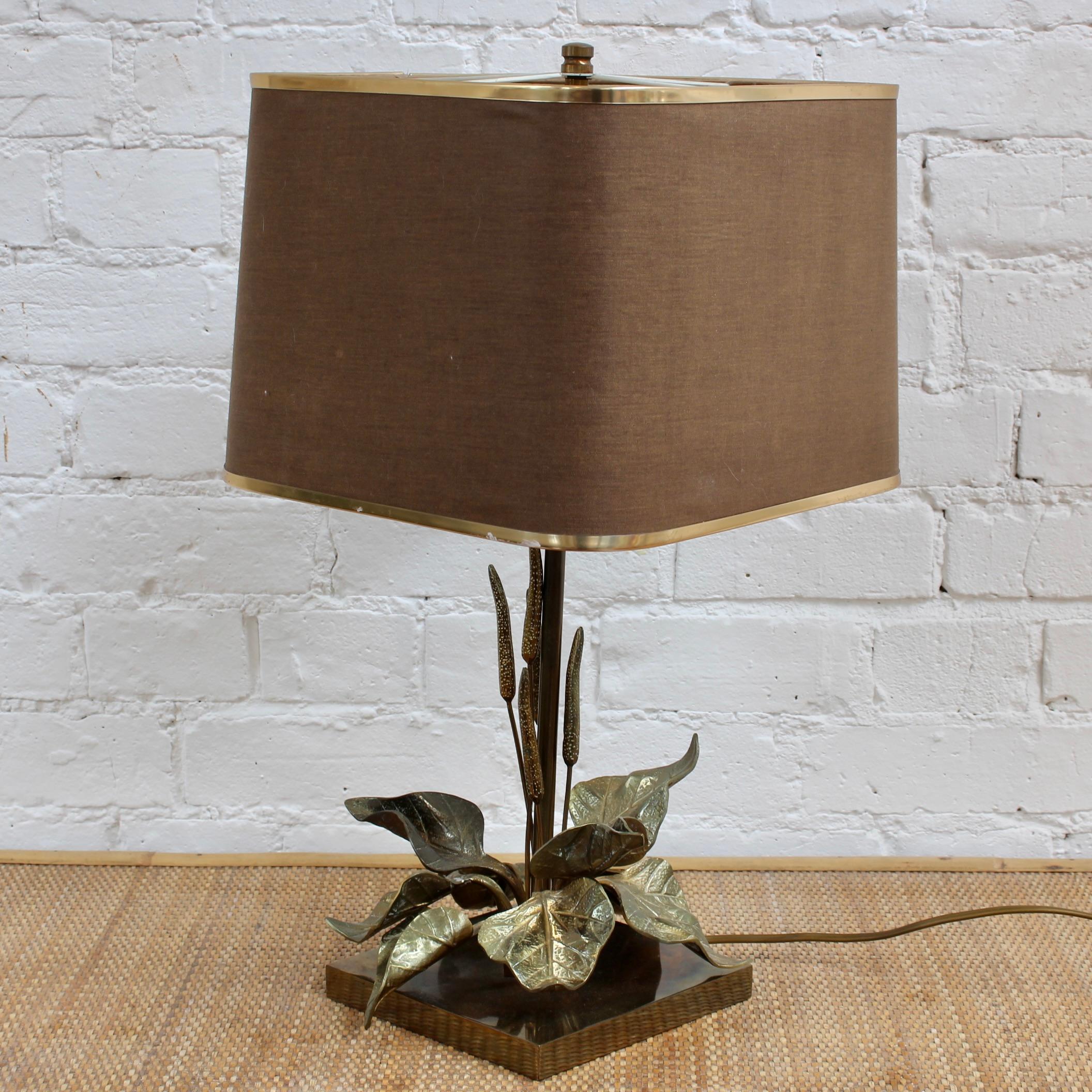Français Lampe de table française inspirée par la Nature attribuée à Maison Charles (circa 1970) en vente