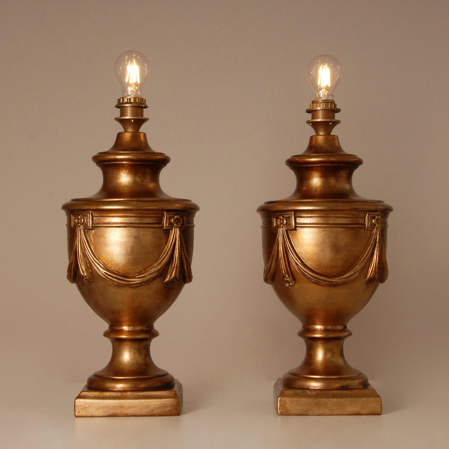 Fin du 20e siècle Lampes de table or jaune Vase en céramique néoclassique Lampe de table une paire en vente