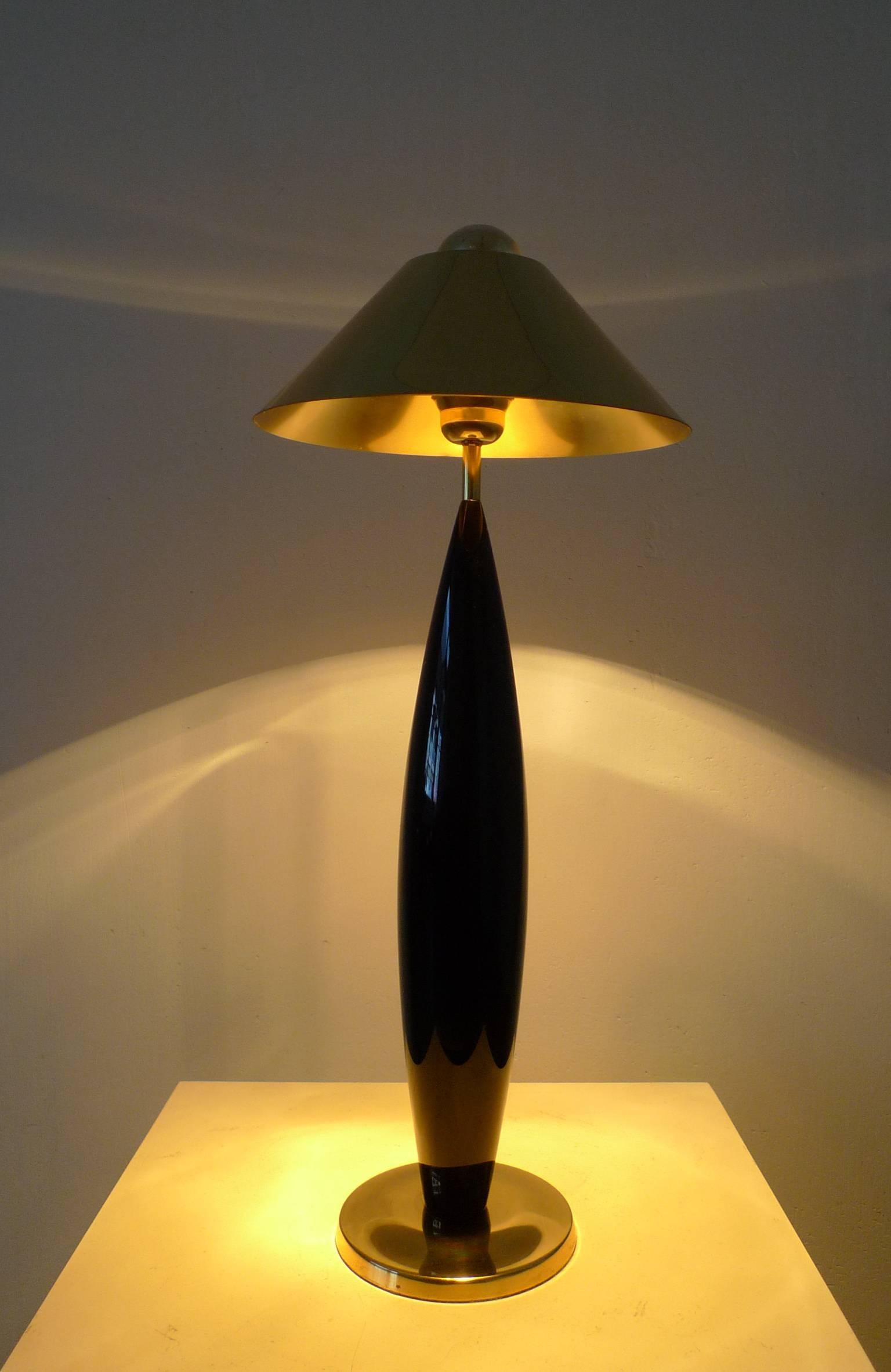 Metal French Table Lamps, 1970s, Set of Two For Sale
