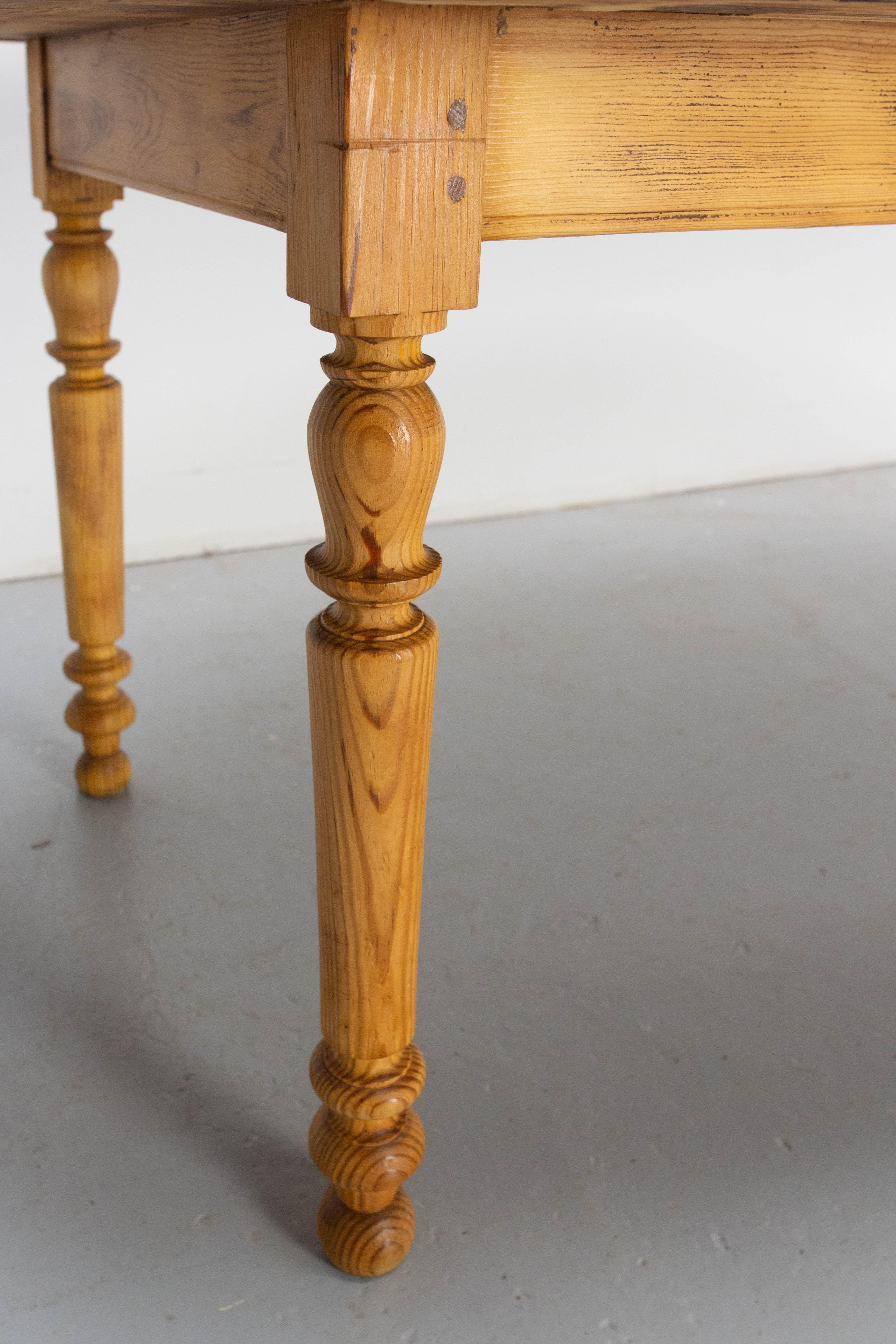 French Table Oval Top Drop Leaf Ash, Late 19th Century For Sale 7