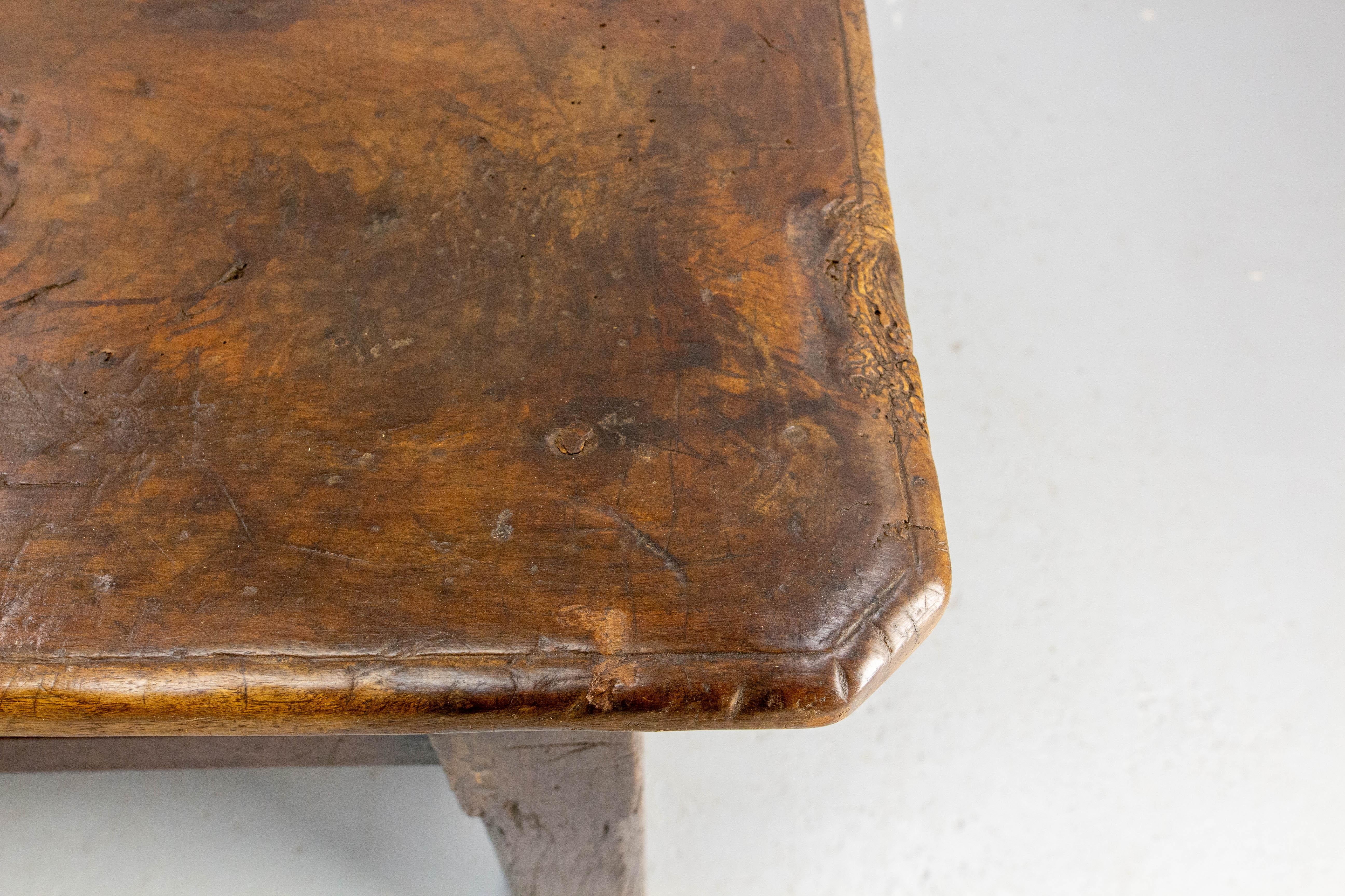 French Table Provincial Oak and Beech Top Server Dining Table 18th Century For Sale 3