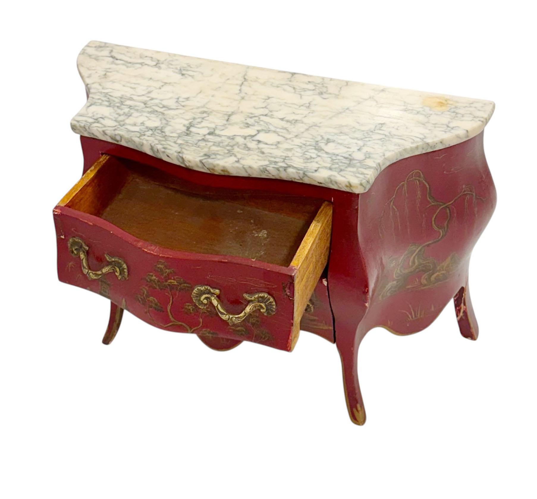 Fin du XIXe siècle Échantillon de coffre de vendeur de table français en vente