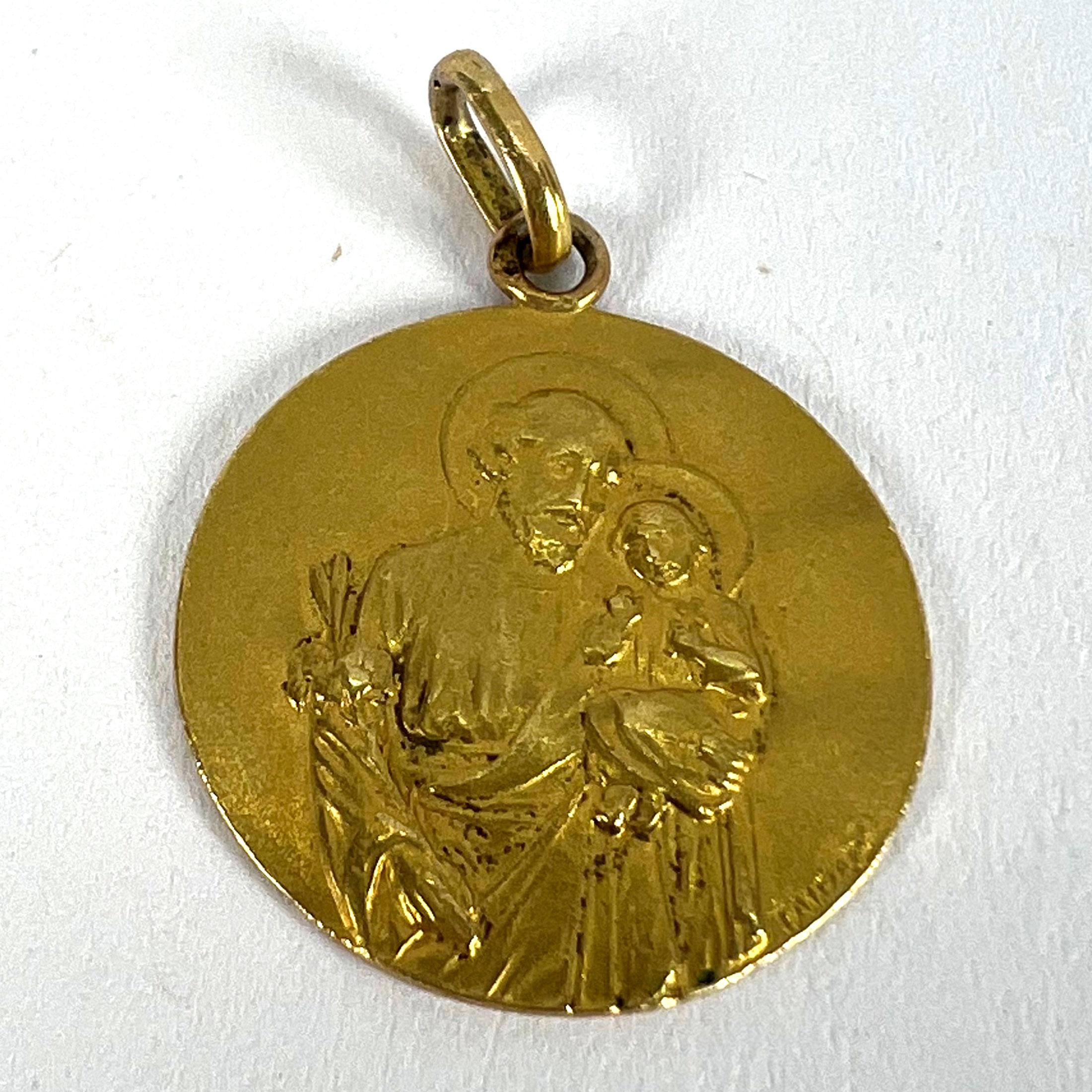 Französisch Tairac Saint Joseph und Jesus 18K Yellow Gold Medal Anhänger im Angebot 8