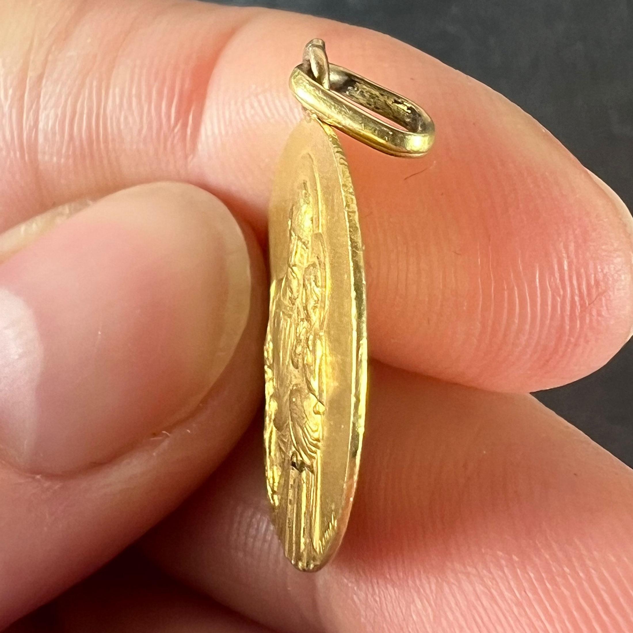 Französisch Tairac Saint Joseph und Jesus 18K Yellow Gold Medal Anhänger im Angebot 3