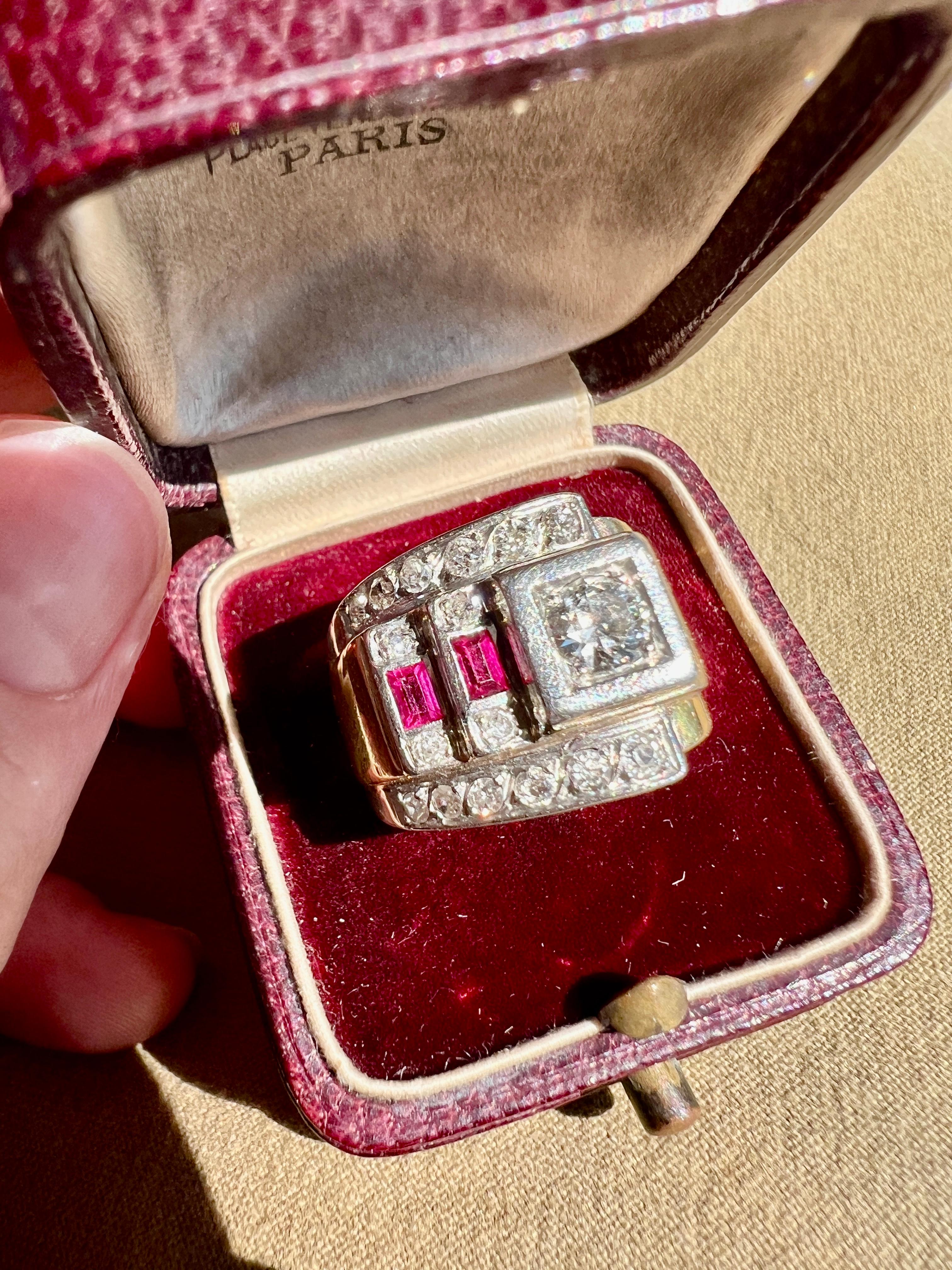Art déco Bague française 1940s, or 18k et platine, diamants et rubis, Art Deco Retro en vente