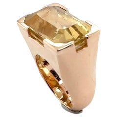French Tank Ring in 18 Karat Gold with Citrine, Mid-Century Style