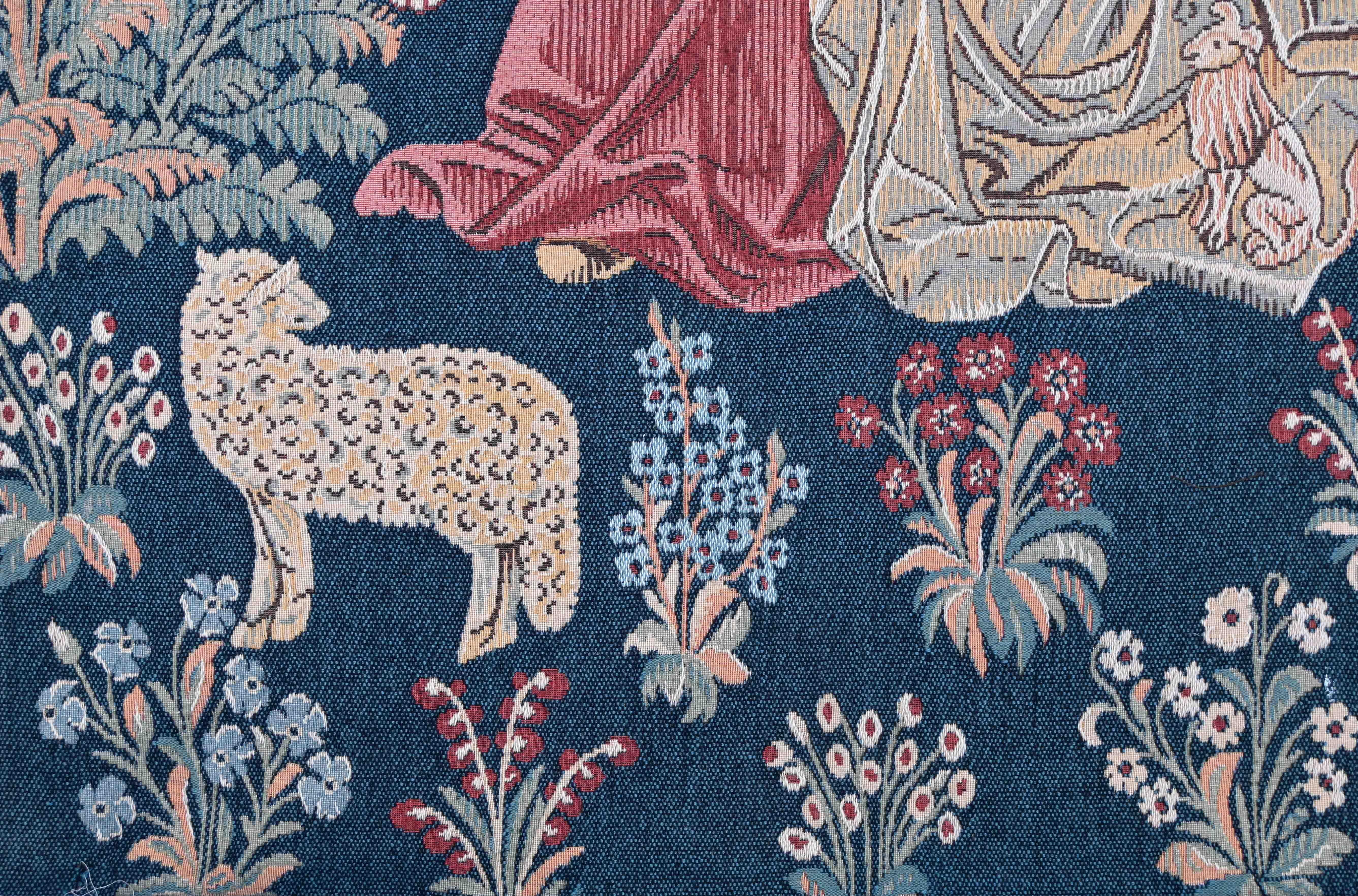 Französischer Wandteppich, echtes Jacquard im mittelalterlichen Stil, H 131 x W 190 cm, N 1439 (Mittelalterlich) im Angebot