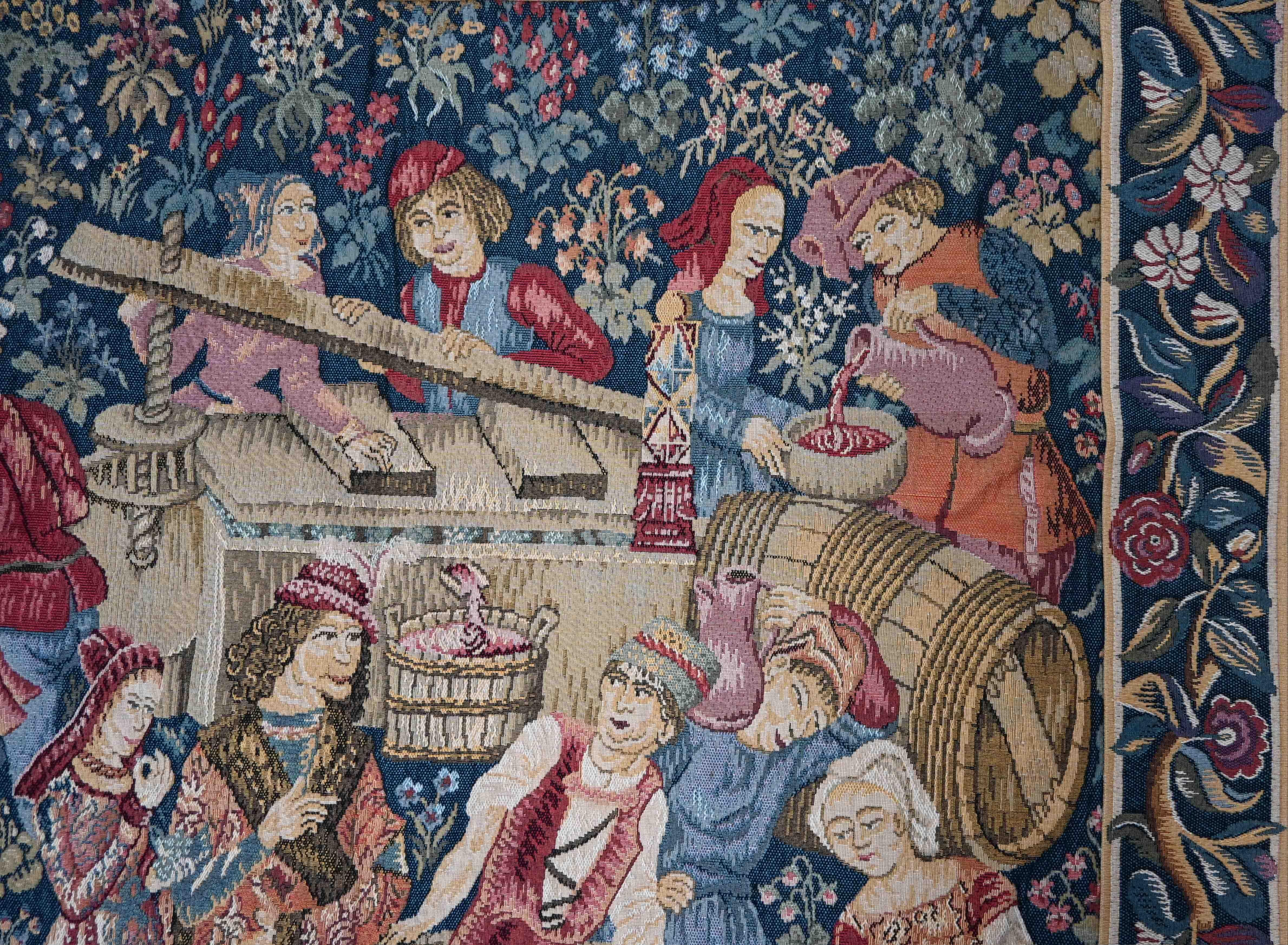 Wool French Tapestry, Genuine Jacquard in Medieval Style - H160xW142 cm - No. 1440 For Sale