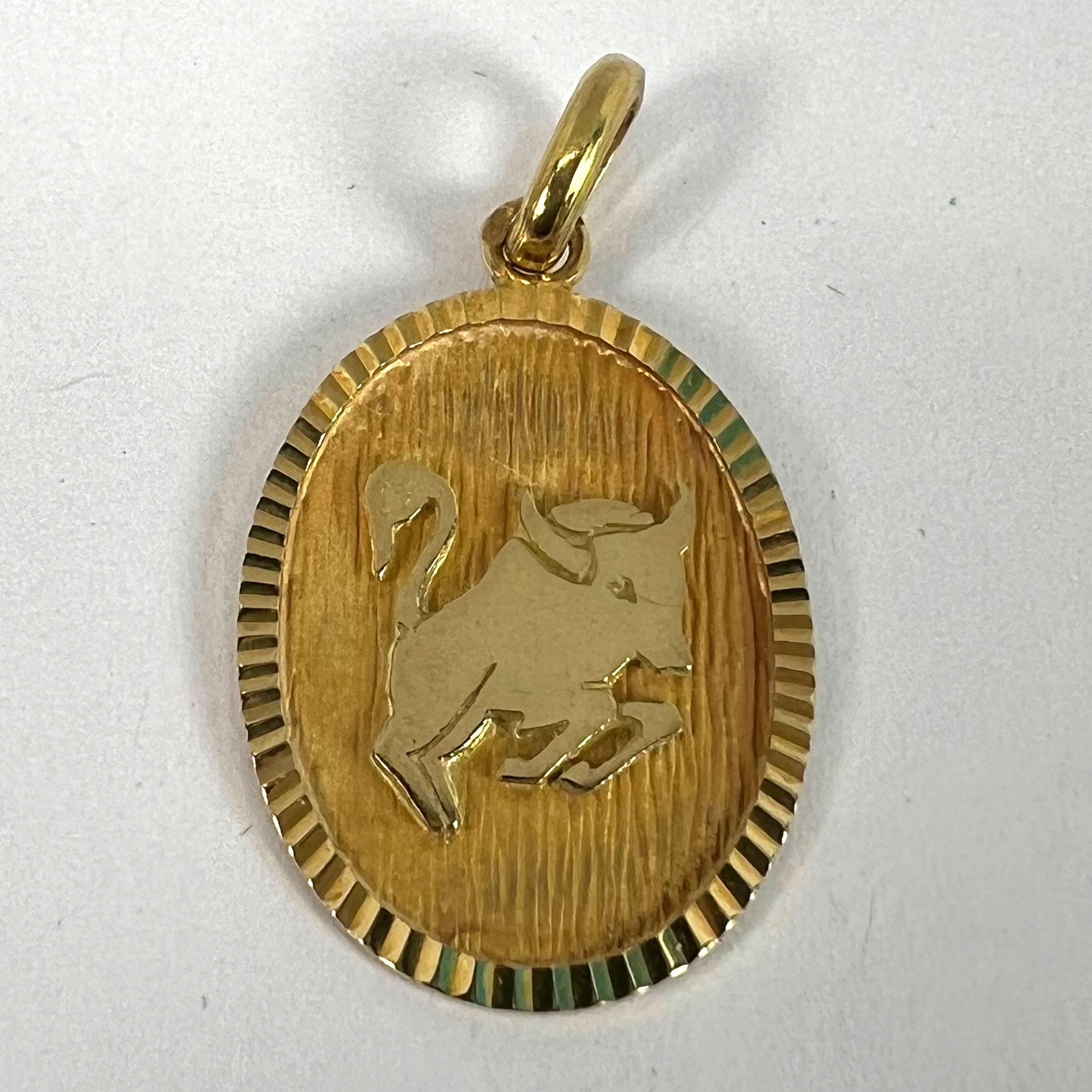 French Taurus Starsign Zodiac 18K Yellow Gold Charm Medal Pendant For Sale 8