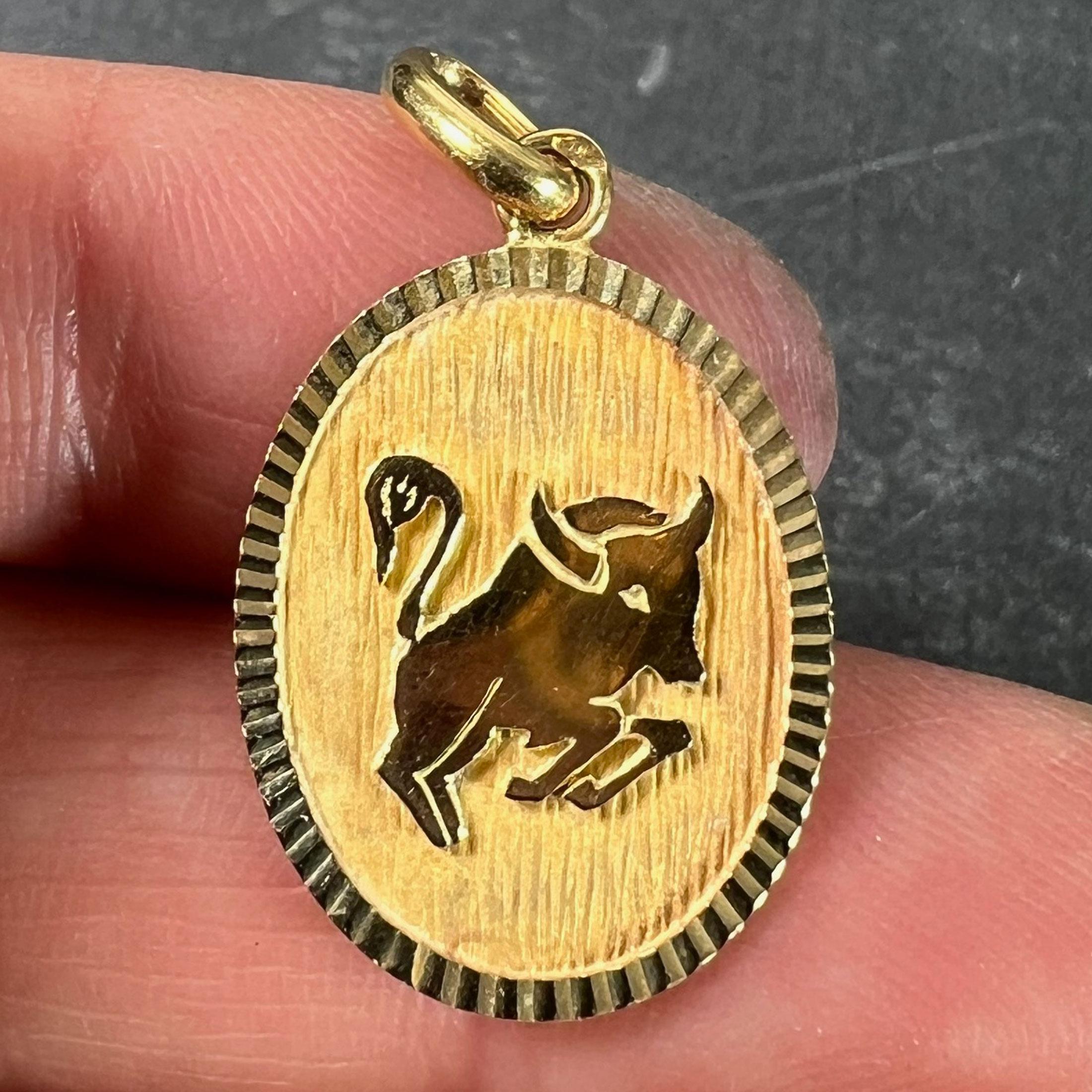 French Taurus Starsign Zodiac 18K Yellow Gold Charm Medal Pendant For Sale 1