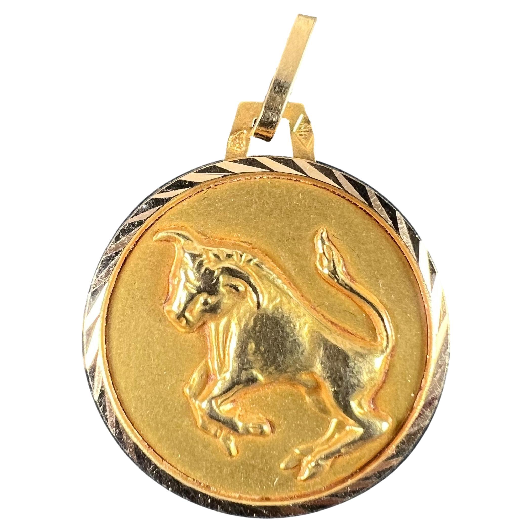 French Taurus Starsign Zodiac 18K Yellow Gold Charm Medal Pendant