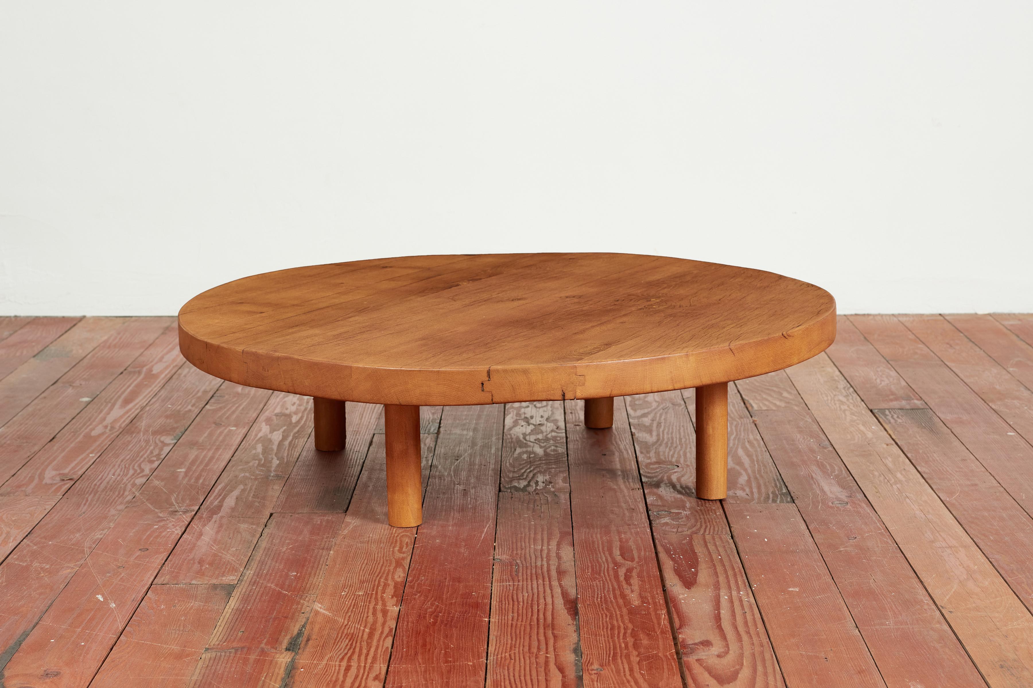 French Teak Coffee Table In Good Condition For Sale In Beverly Hills, CA