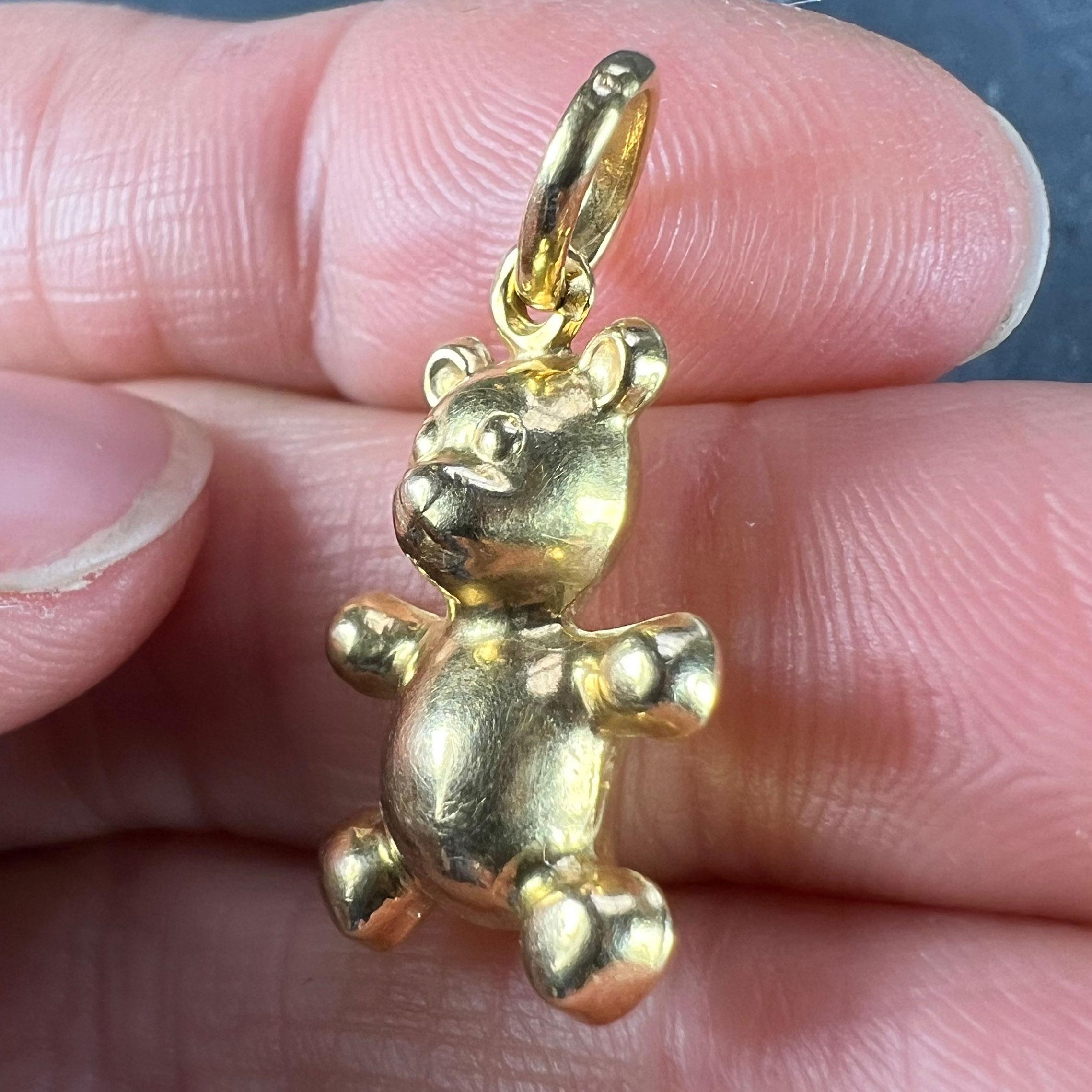 French Teddy Bear 18 Karat Yellow Gold Charm Pendant For Sale 2