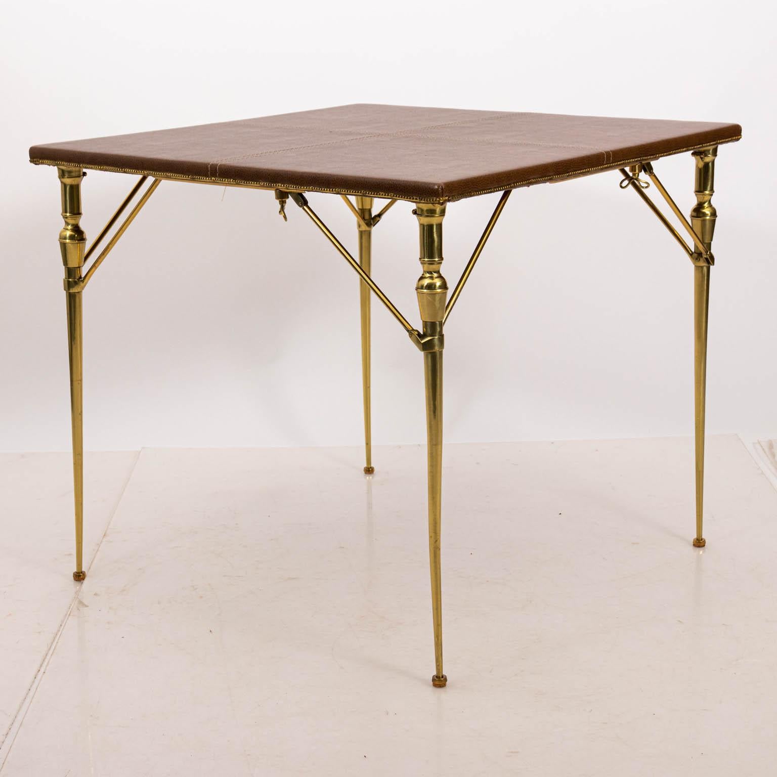 French Telescopic Folding Game Table In Good Condition For Sale In Stamford, CT