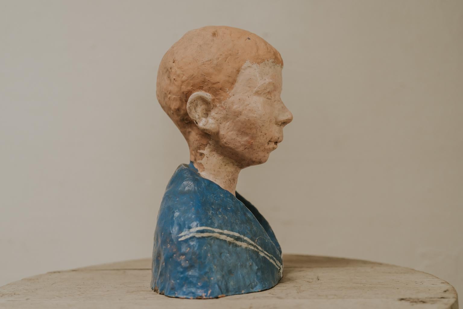 Statue/buste d'un garçon marin en terre cuite française Bon état - En vente à Brecht, BE