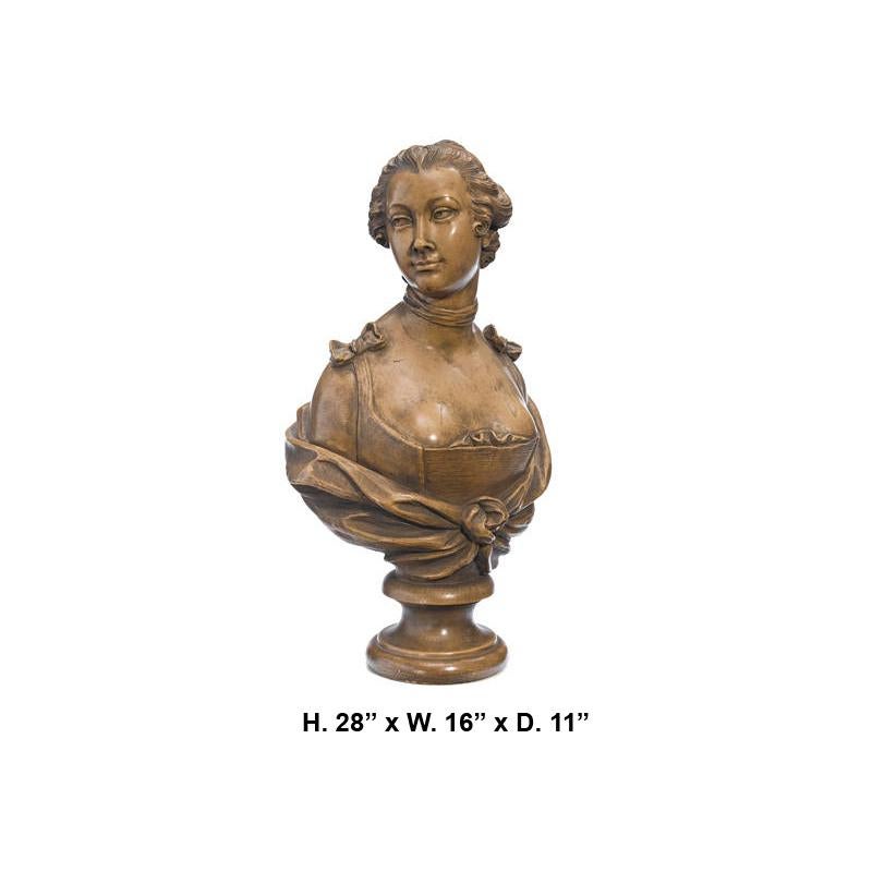 Imposing French terracotta bust of a lady. Late 19 early 20th century.
Meticulous attention has been given to every details.