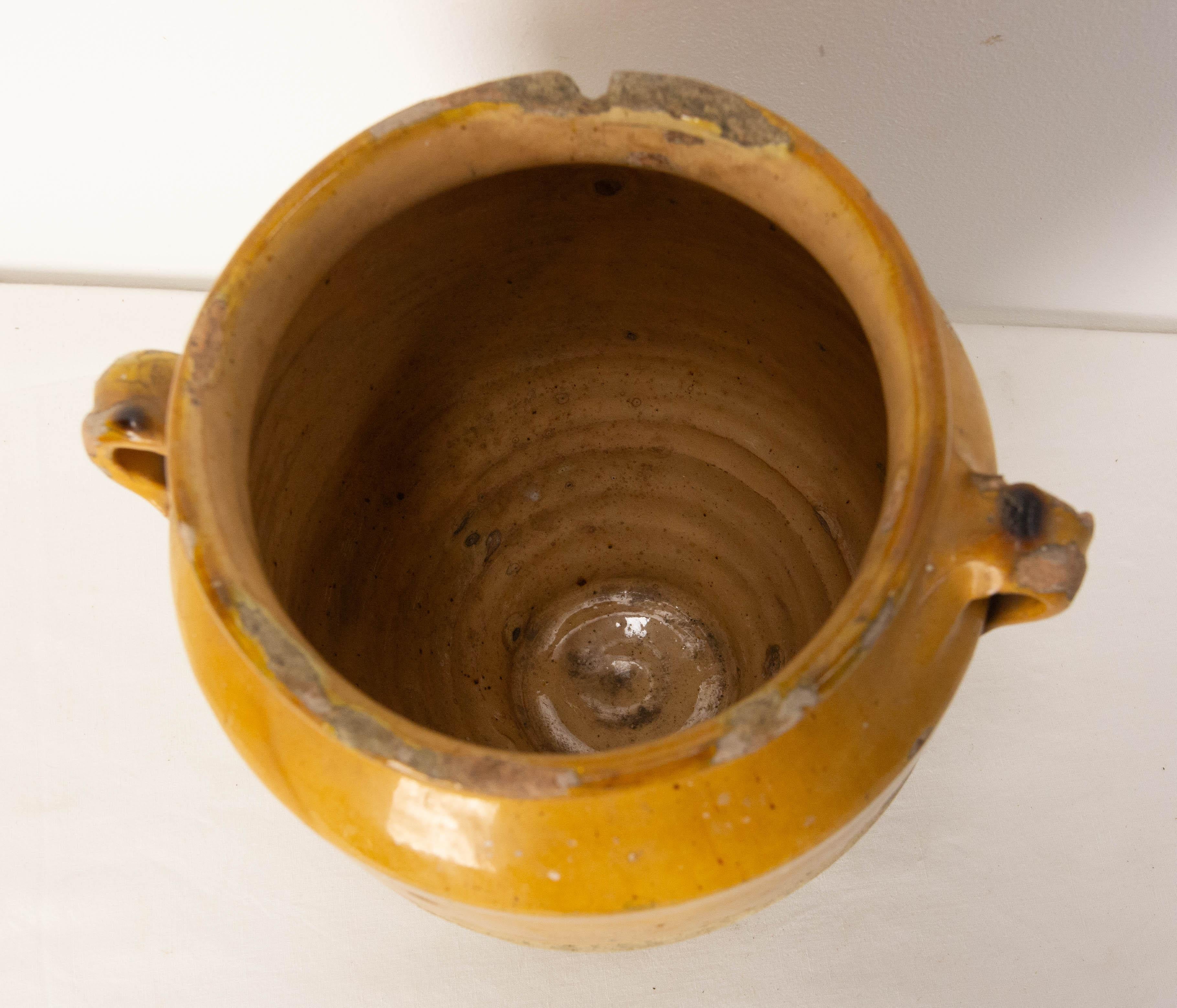 French, Terracotta Confit Pot Yellow Glaze, Late 19th Century For Sale 3