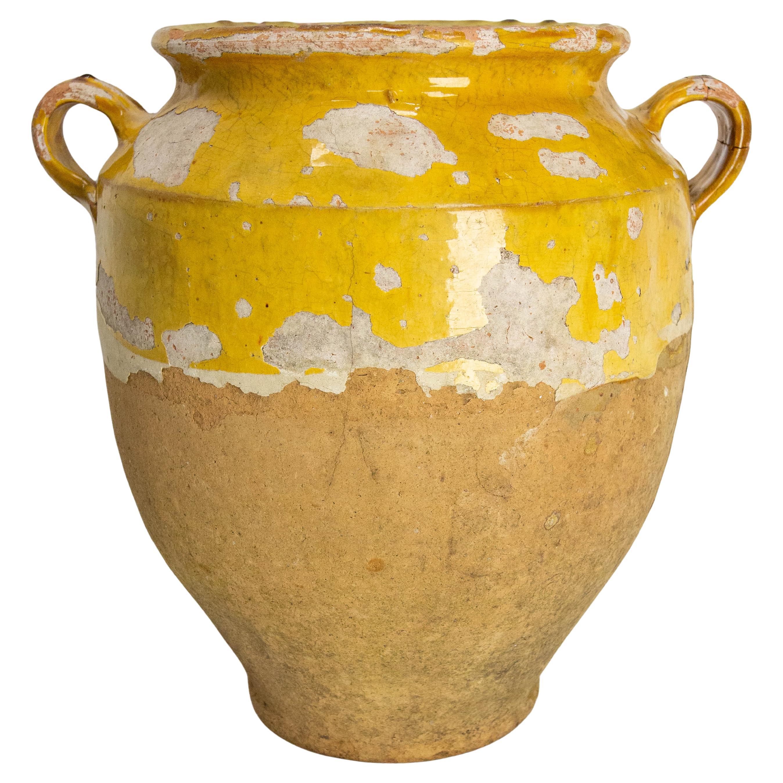Olla francesa de terracota confitada, vidriado amarillo, finales del siglo XIX