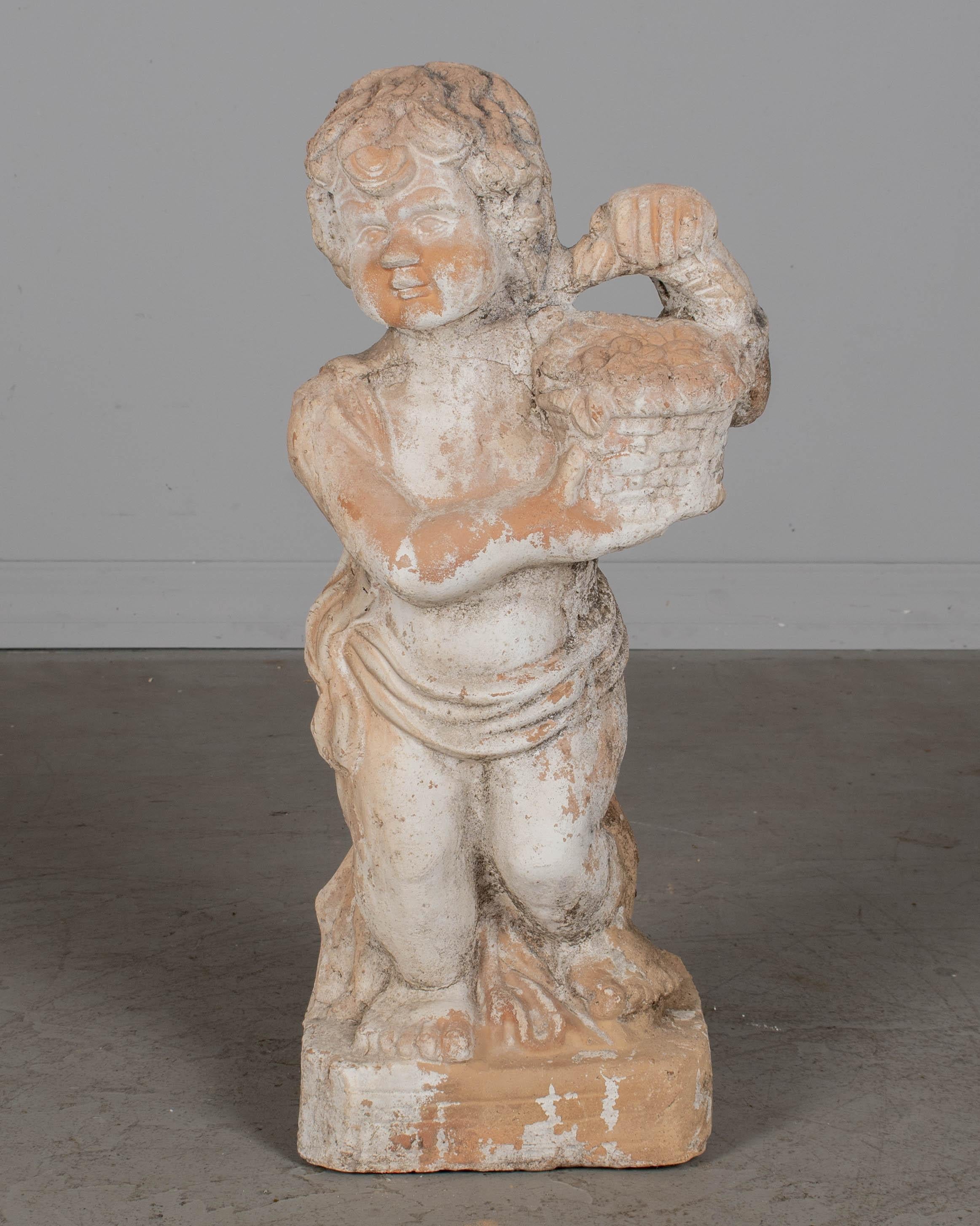 Französische Terrakotta-Gartenstatue (20. Jahrhundert) im Angebot