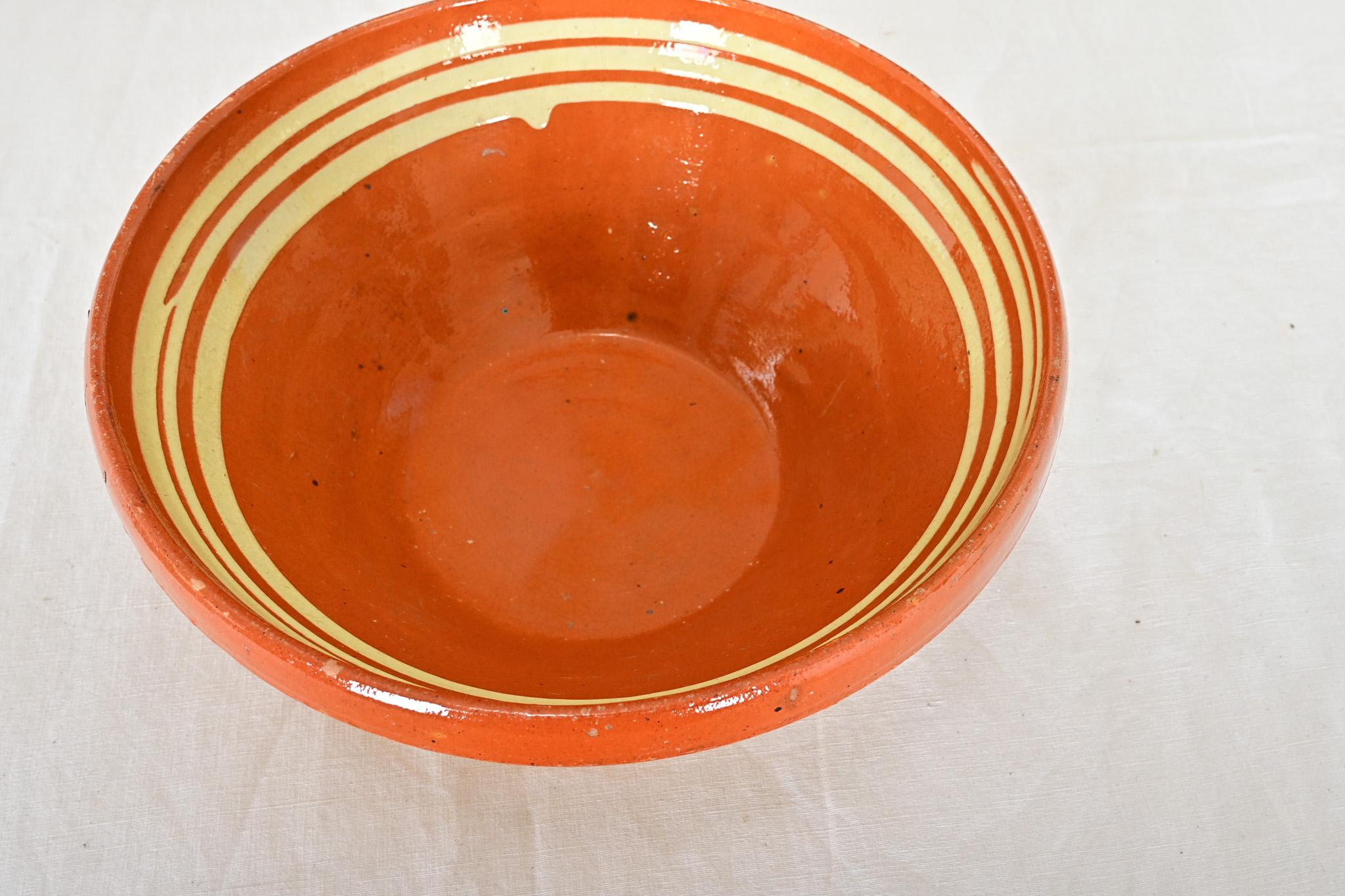 Cuenco mezclador francés de terracota esmaltada en Bueno estado para la venta en Baton Rouge, LA