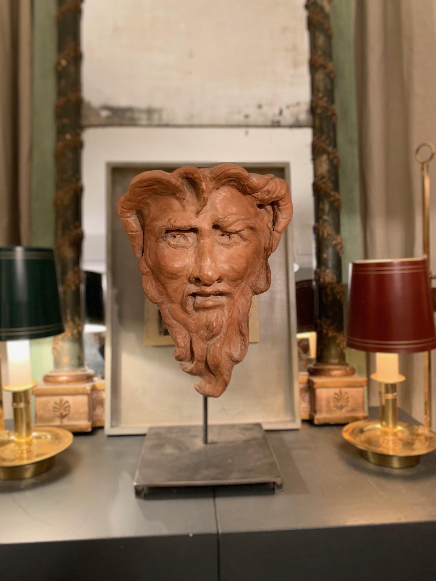 Máscara francesa de terracota de Fauno 3