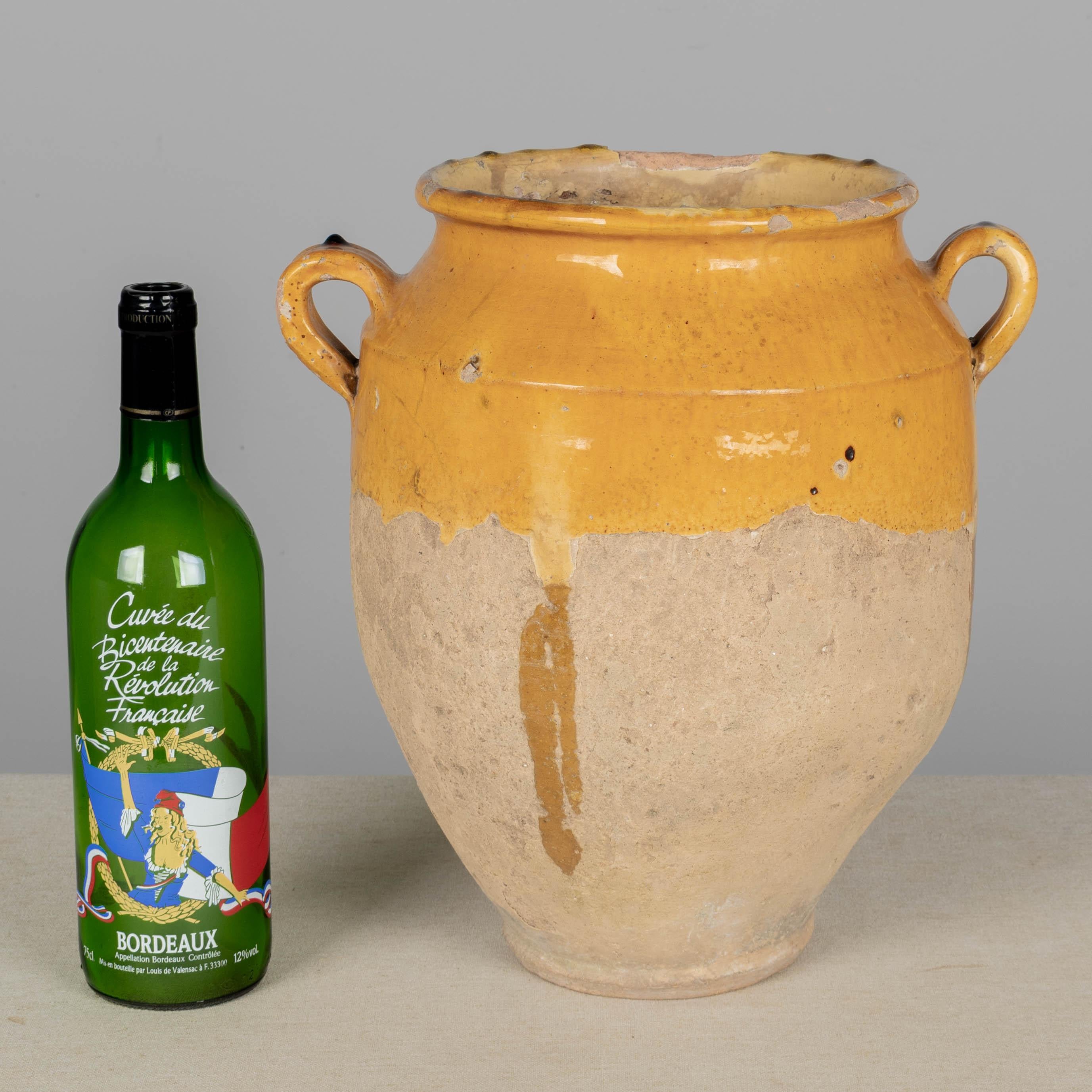 Französische Terrakotta-Vase oder Topf à Confit 12