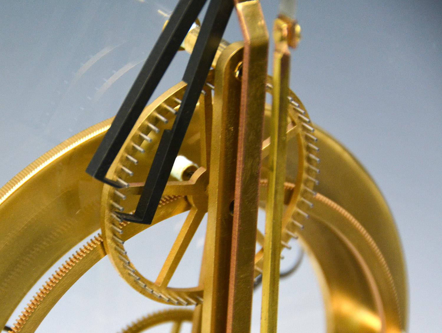 Französisch Dünnglas Pinwheel Hemmung Big Wheel Marmor Basis Skelett Uhr im Angebot 1