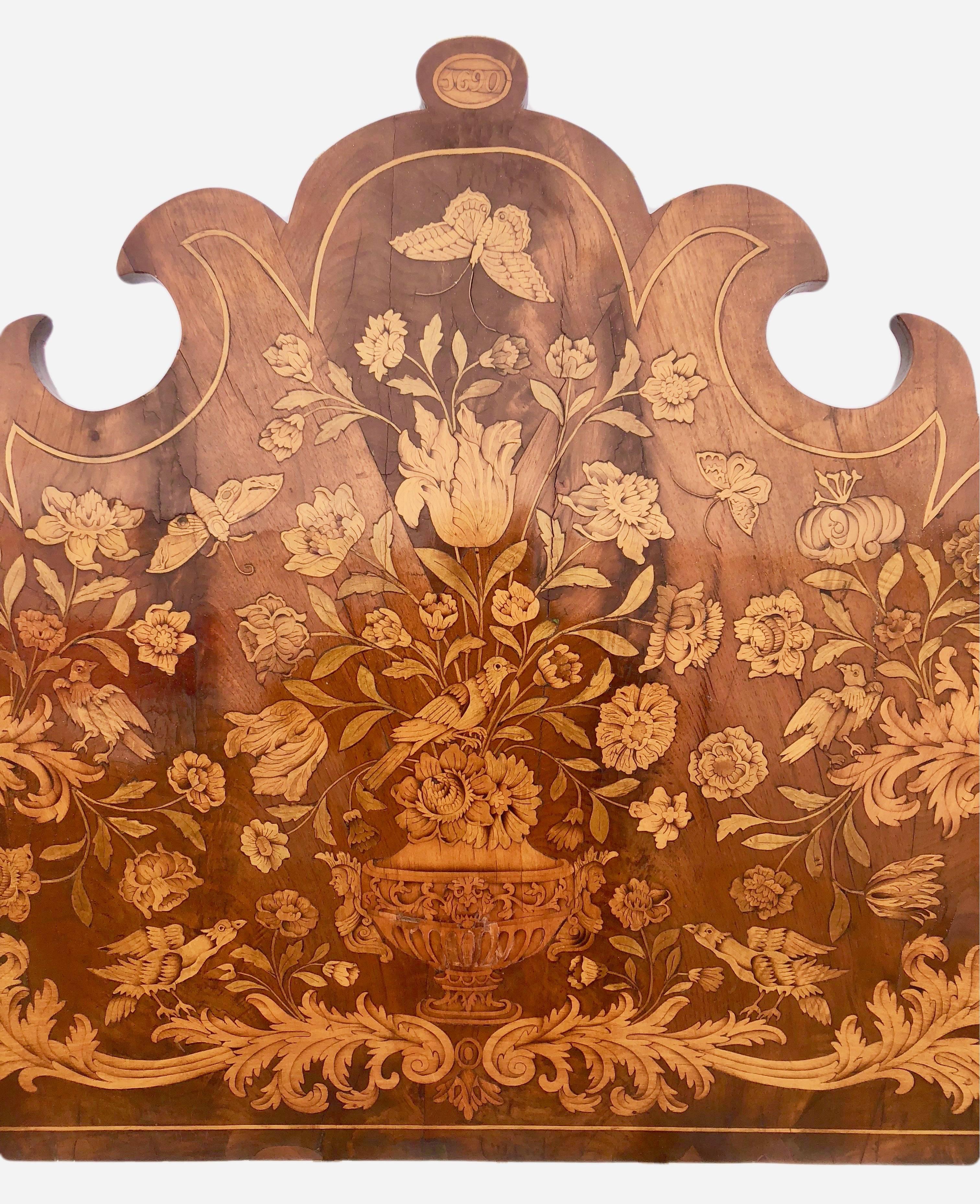 French Thomas Hache Louis XIVth Marquetry Children’s Bed, 1690 For Sale 2