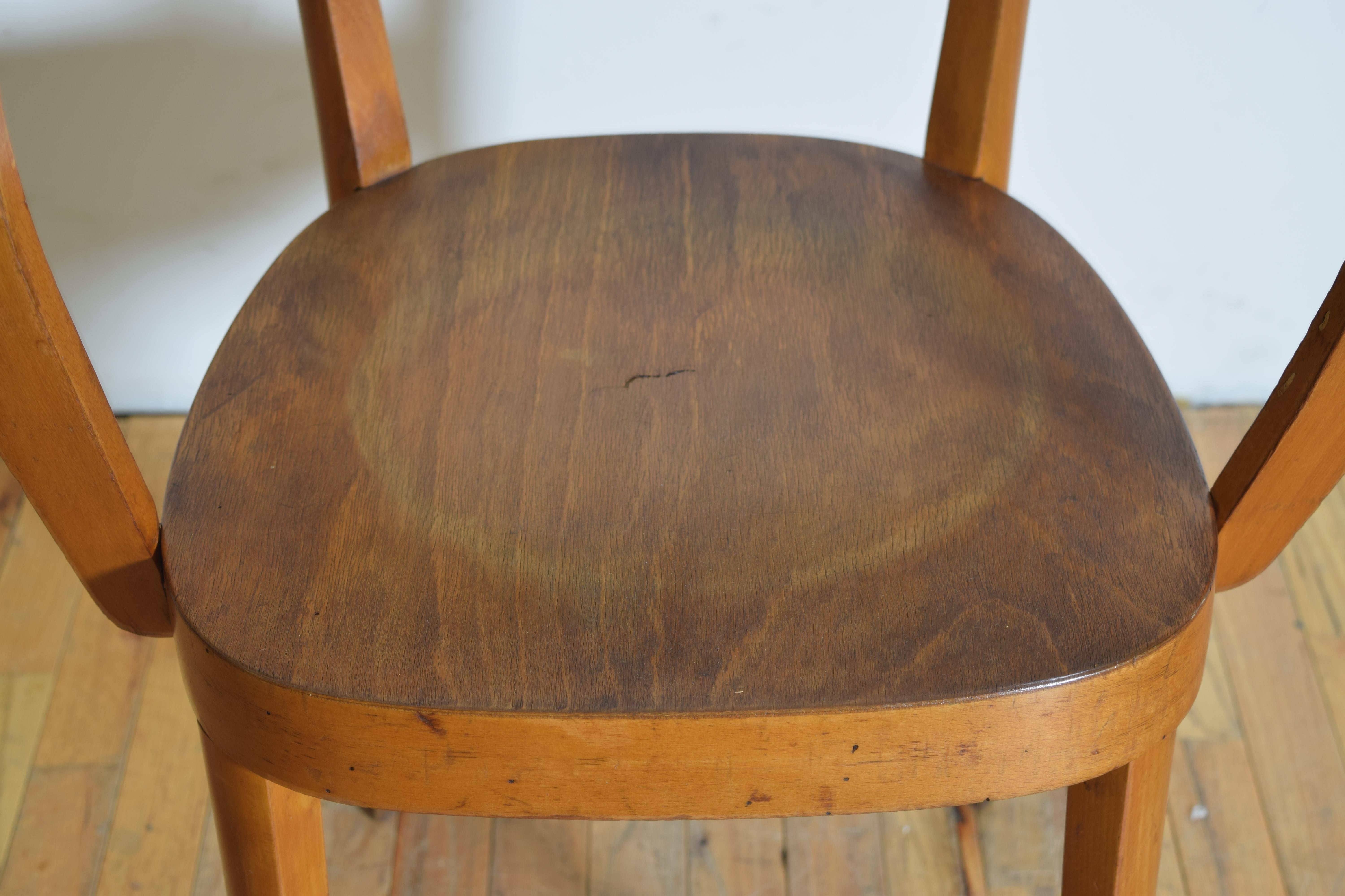 Poltrona francese in legno di faggio in stile Thonet, metà del XX secolo in vendita 2
