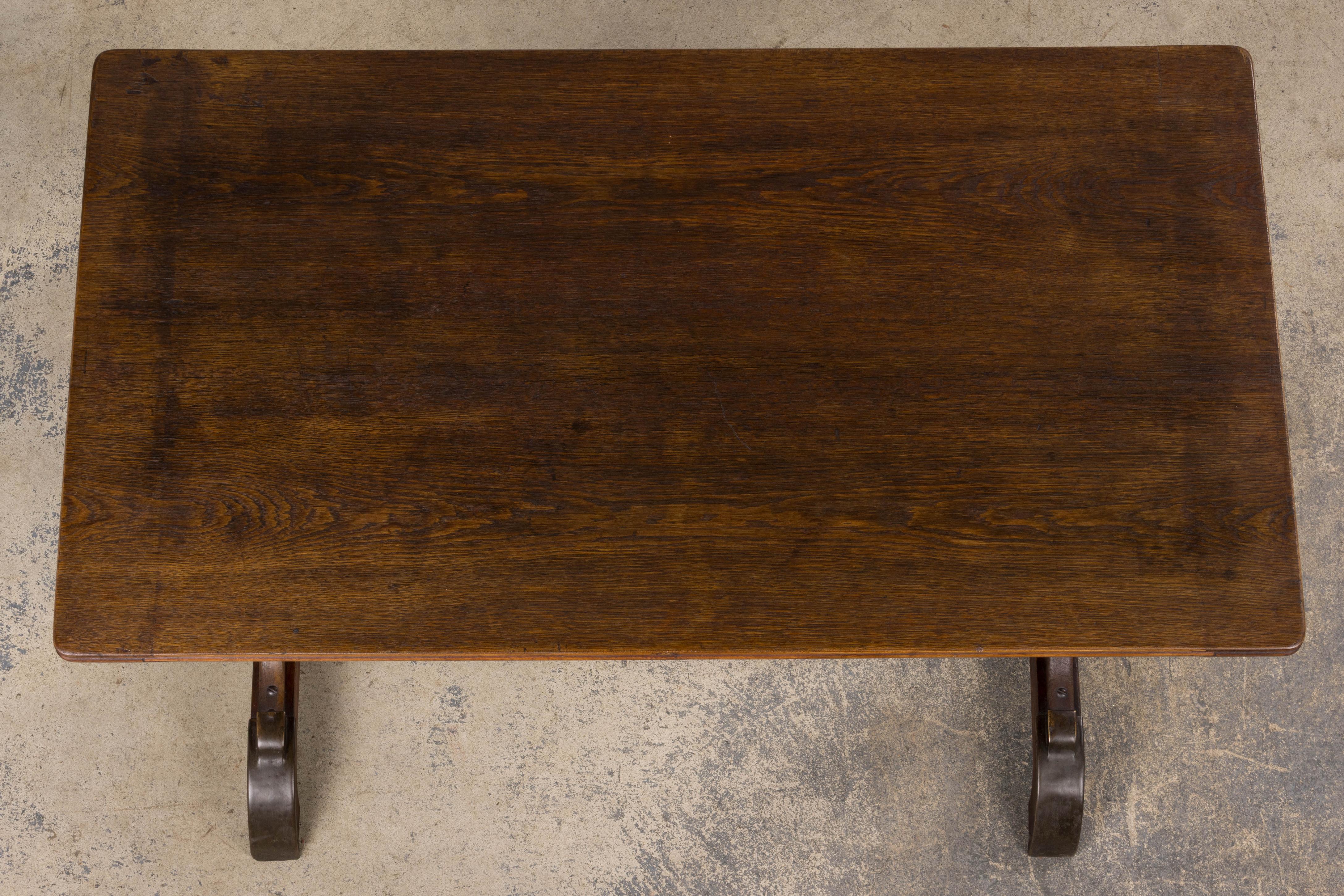 Art nouveau Table de bistrot en bentwood de style Thonet en vente