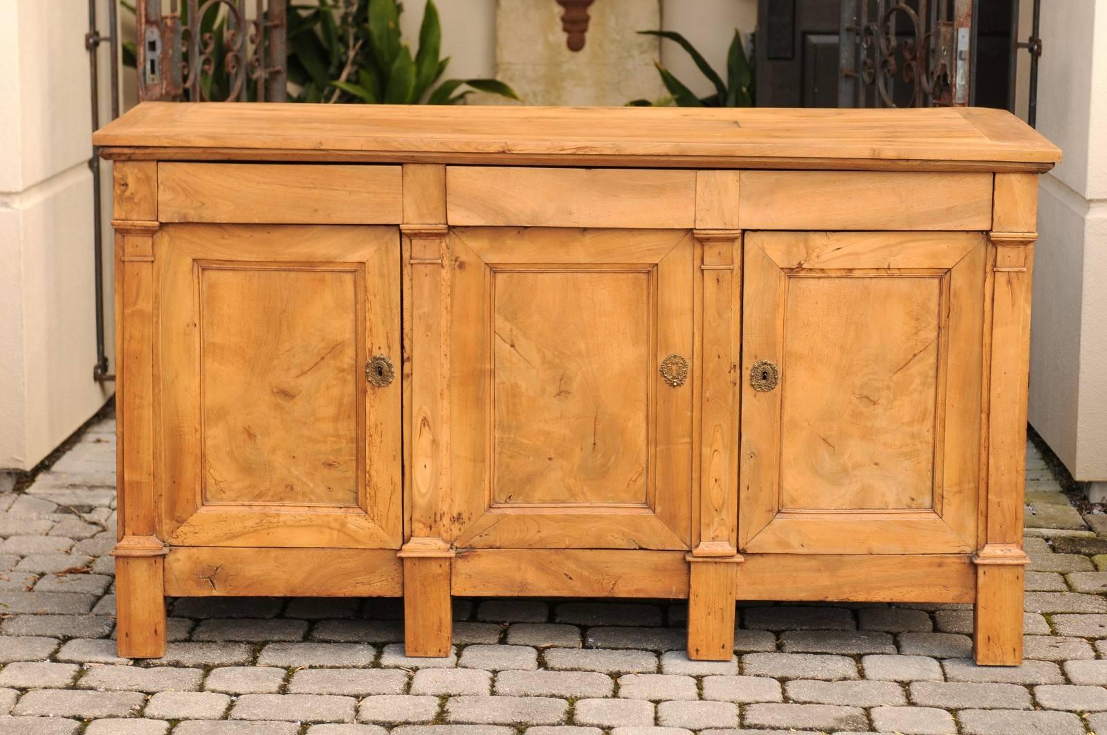 19th Century French Three-Door Wooden Enfilade with Doric Pilaster Motifs, circa 1880 For Sale