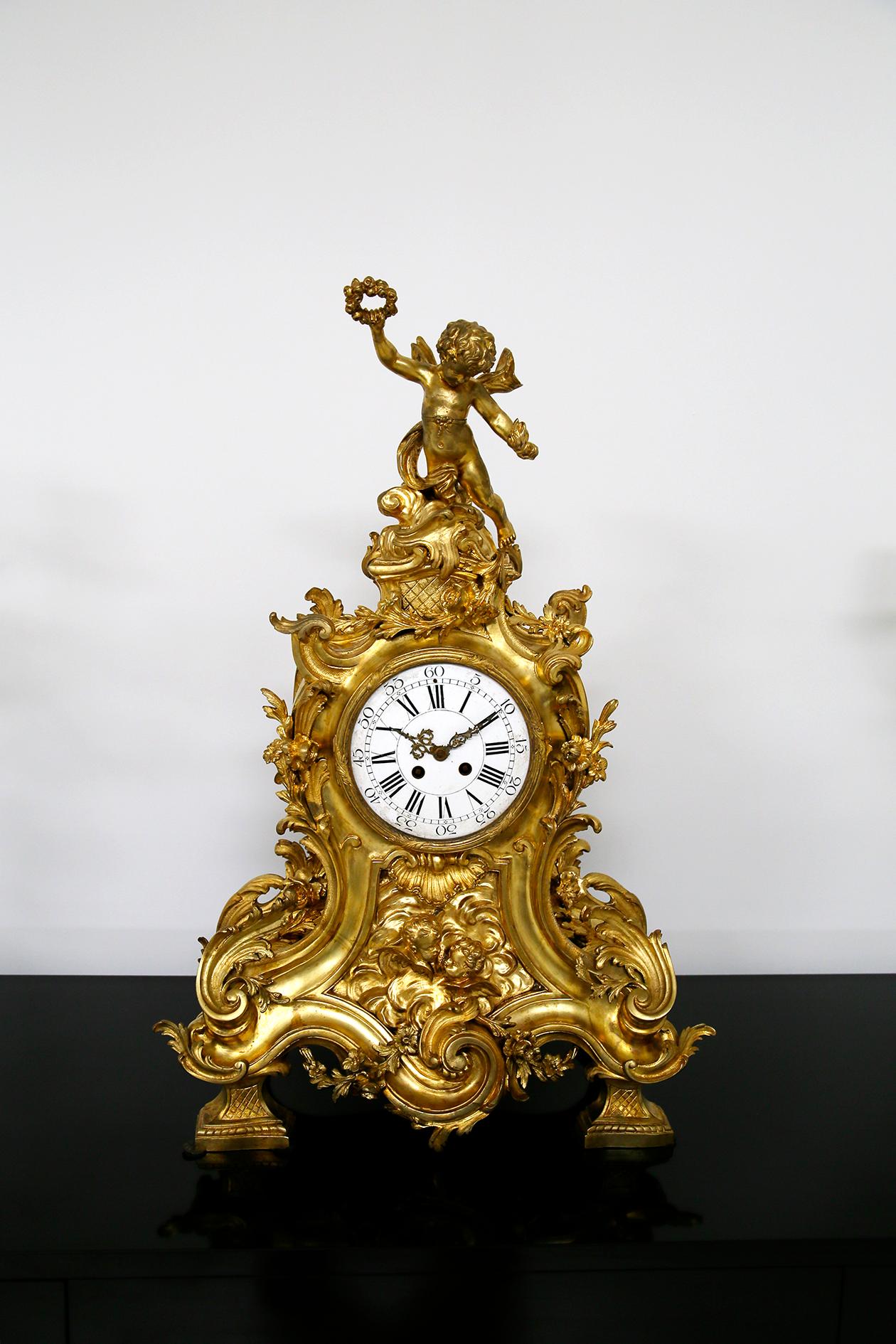 Dreiteilige Uhr von Samuel Marti, Alfred Emmanuel Louis Beurdeley zugeschrieben, Alfred Emmanuel (Louis XV.) im Angebot