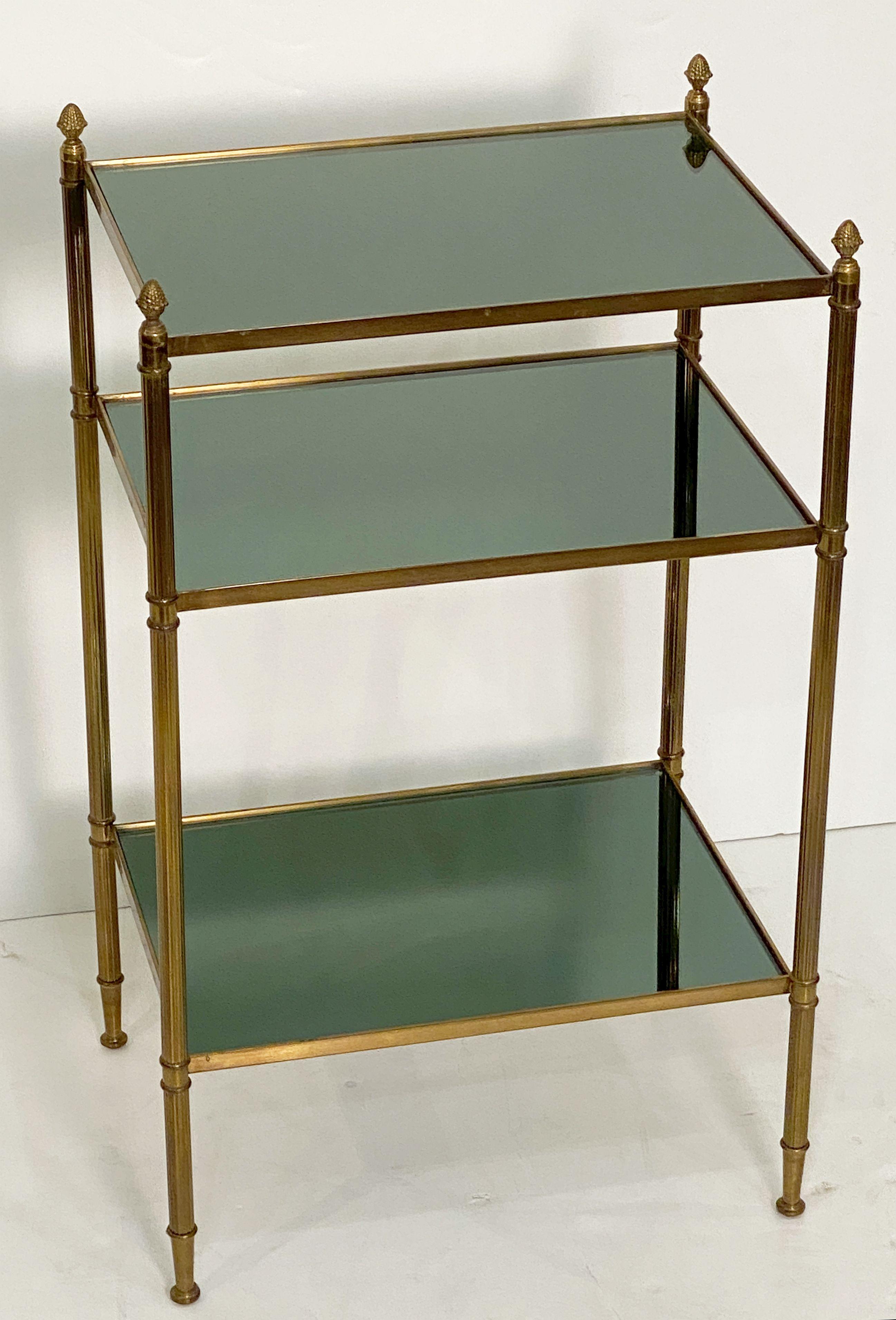 French Three-Tiered Side or End Table of Brass and Tinted Mirrored Glass For Sale 1